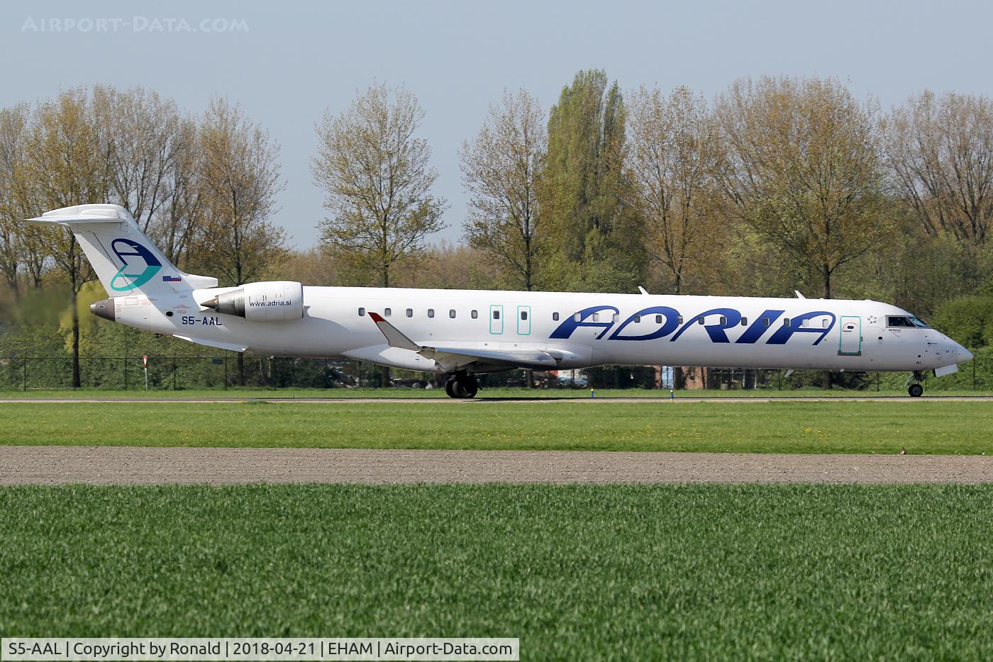 S5-AAL, 2007 Bombardier CRJ-900LR (CL-600-2D24) C/N 15129, at spl
