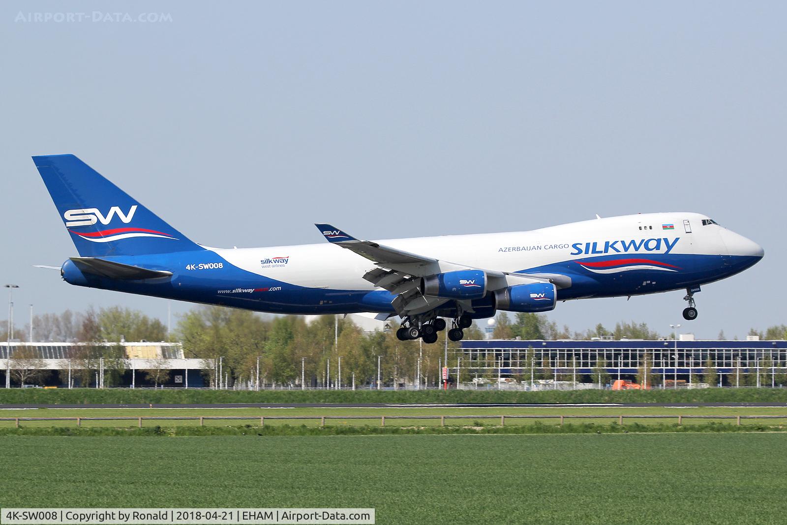 4K-SW008, 1999 Boeing 747-4R7F/SCD C/N 29732, at spl