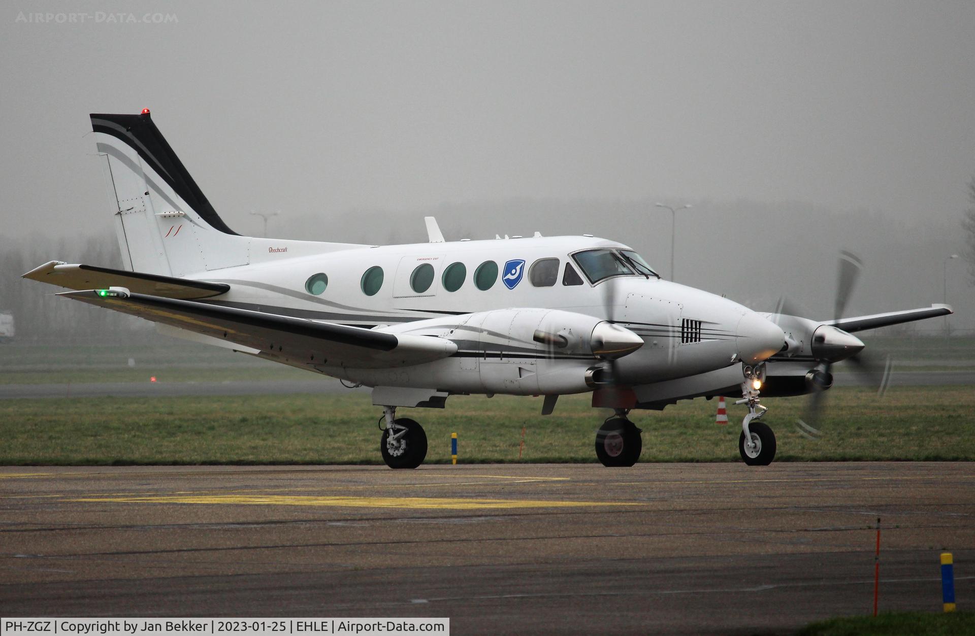 PH-ZGZ, 1990 Beech C90A King Air King Air C/N LJ-1236, Lelystad Airport