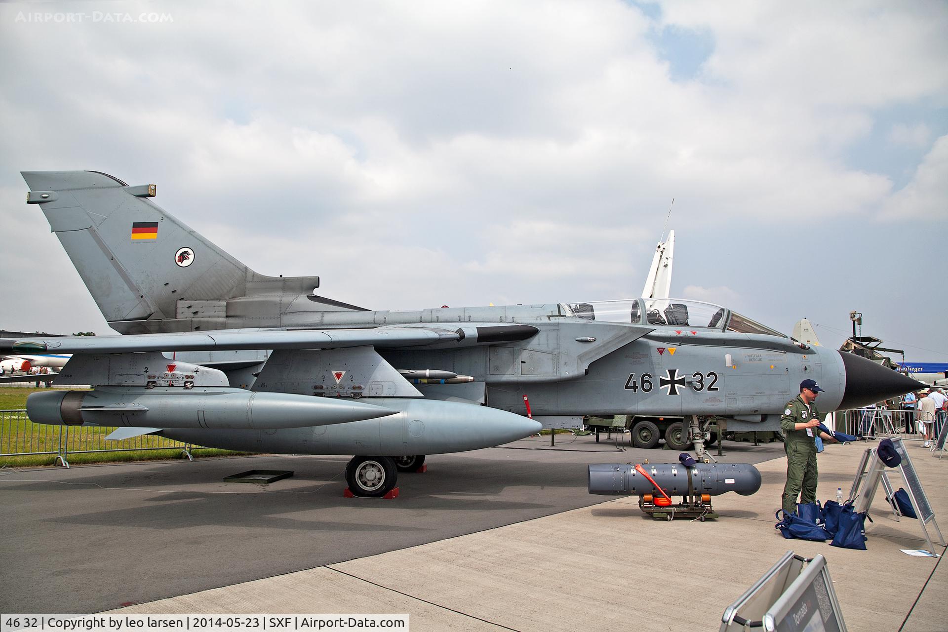 46 32, Panavia Tornado ECR C/N 842/GS265/4332, Berlin Aie Show 23.5.2014