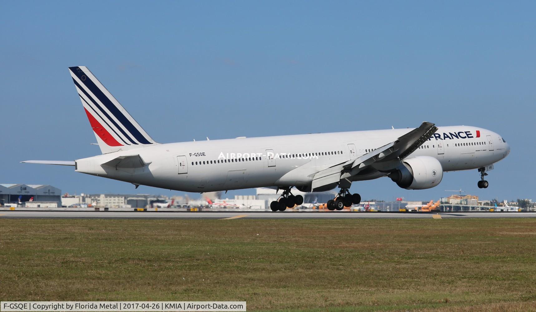 F-GSQE, 2004 Boeing 777-328/ER C/N 32851, Air France 773 zx