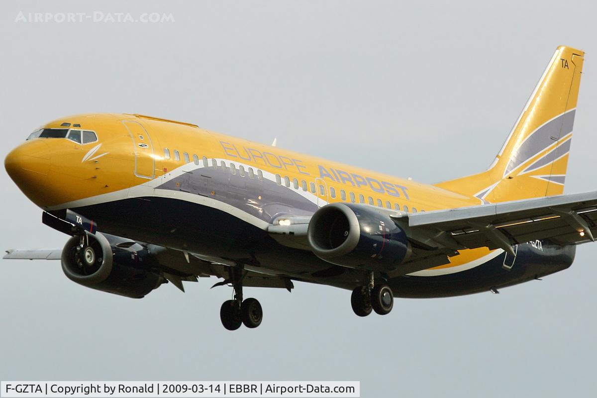 F-GZTA, 1998 Boeing 737-33V(QC) C/N 29333/3084, at bru