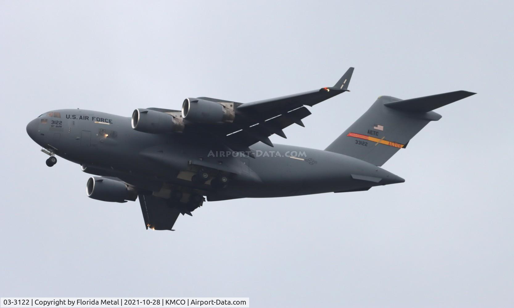03-3122, 2003 Boeing C-17A Globemaster III C/N P-122, C-17A zx