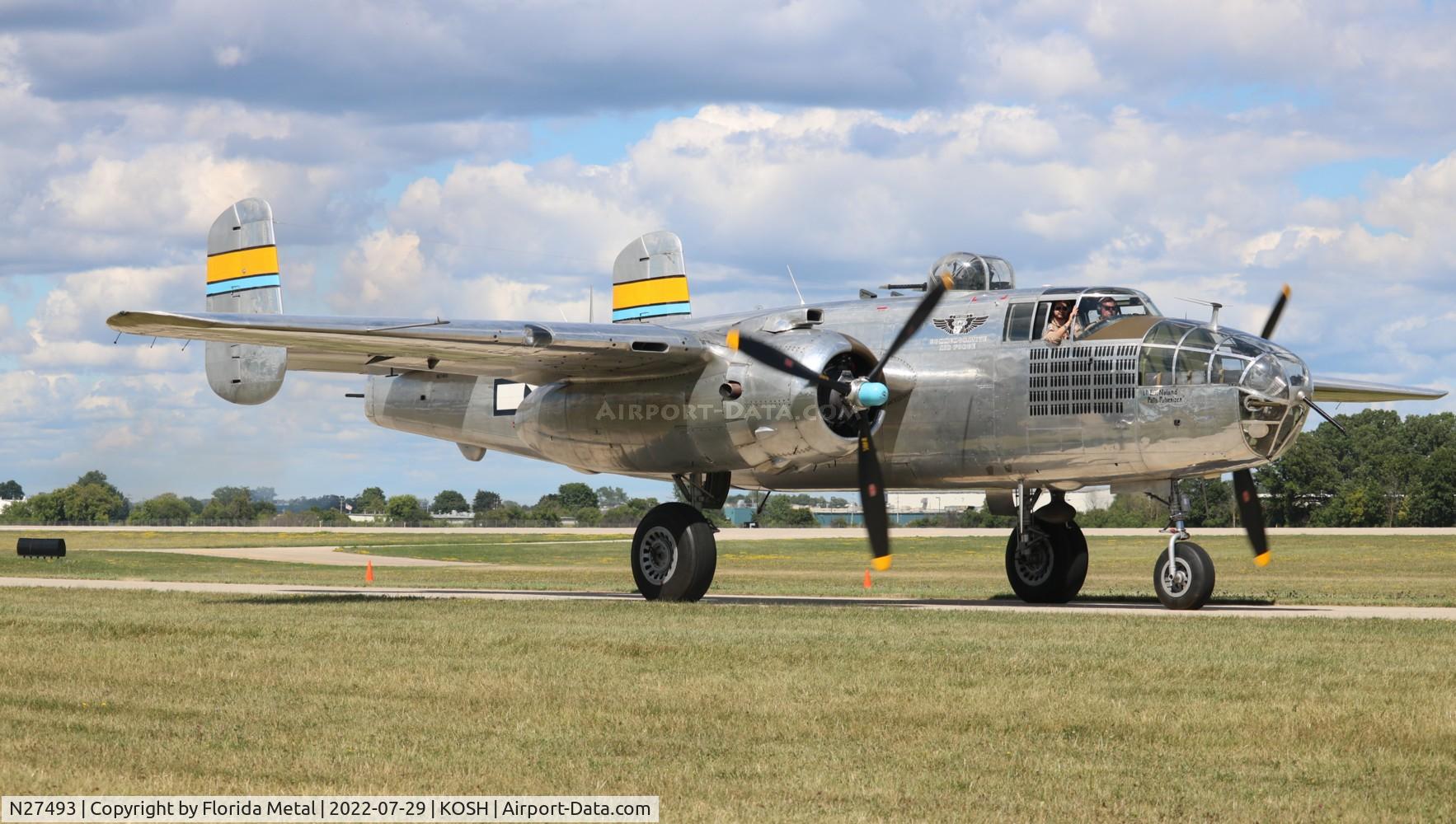 N27493, 1944 North American TB-25K Mitchell C/N 44-29869/108-33144, OSH 2022