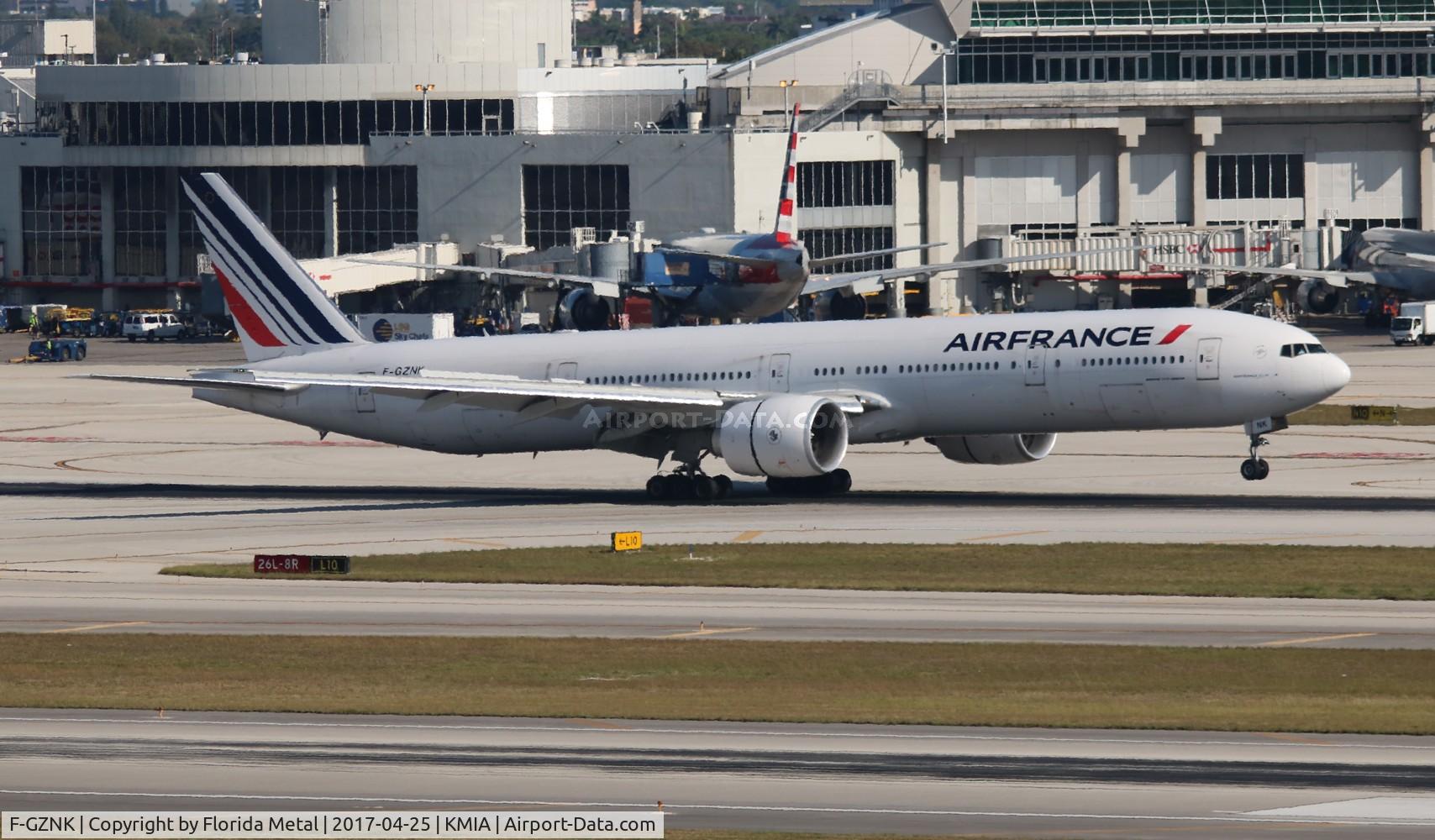 F-GZNK, 2011 Boeing 777-328/ER C/N 39971, Air France 773 zx