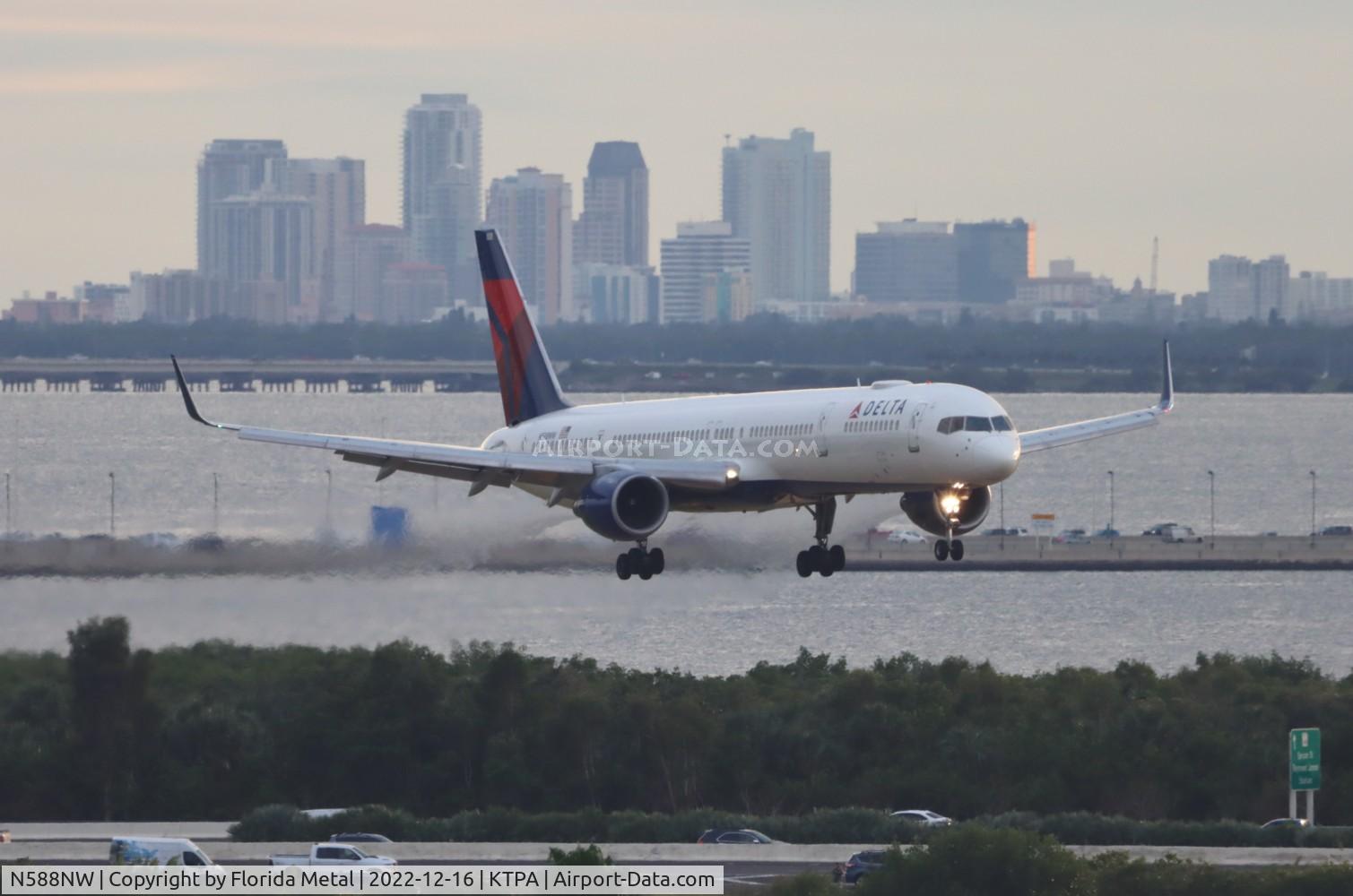 N588NW, 2003 Boeing 757-351 C/N 32988, TPA 2022