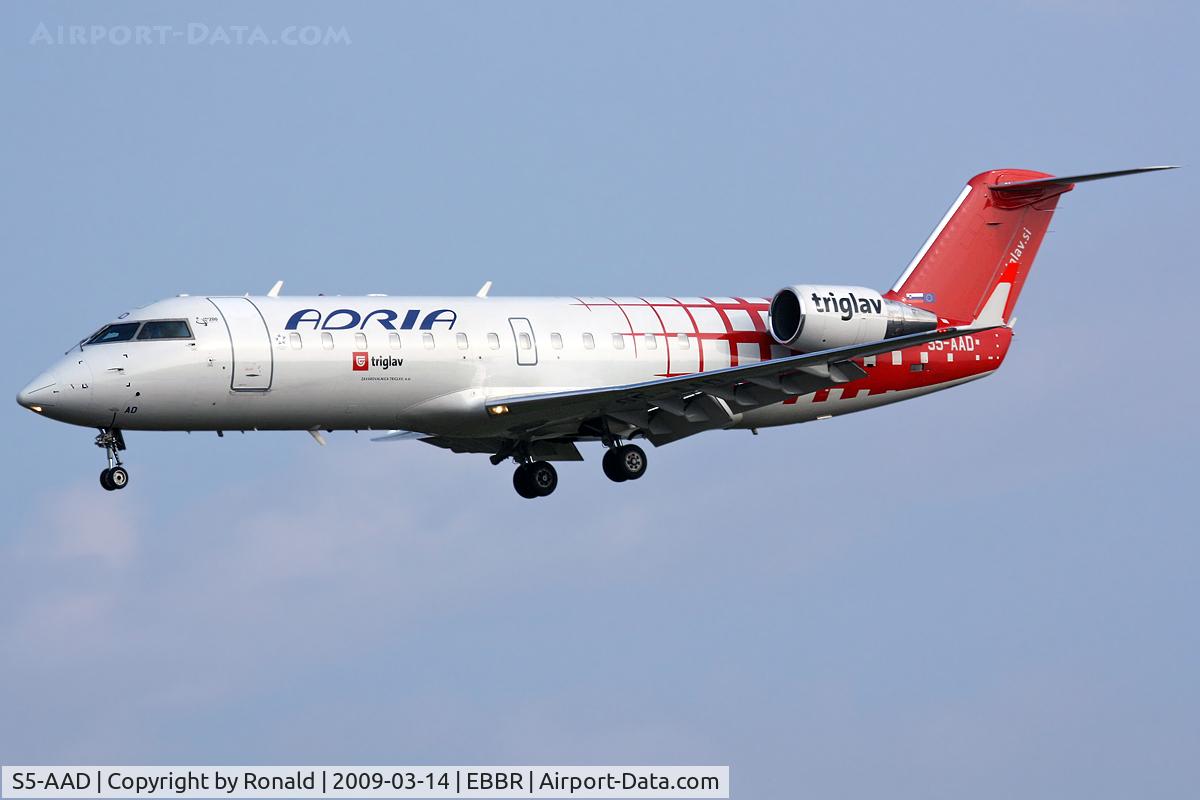 S5-AAD, 1997 Canadair CRJ-200LR (CL-600-2B19) C/N 7166, at bru