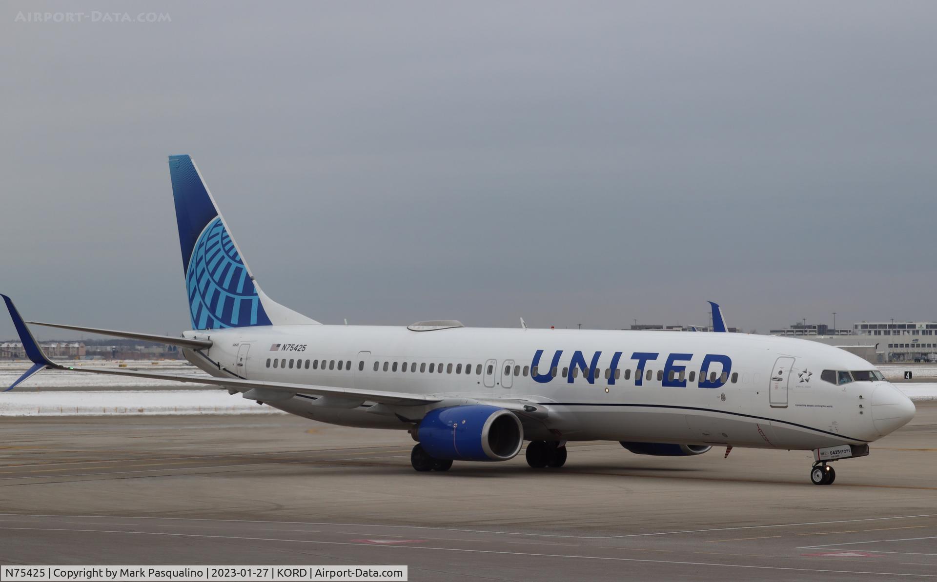 N75425, 2008 Boeing 737-924/ER C/N 33460, Boeing 737-924/ER
