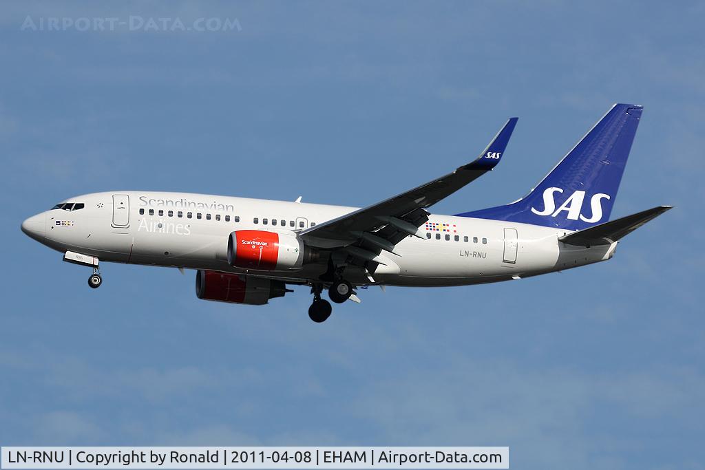 LN-RNU, 2009 Boeing 737-783 C/N 34548, at spl