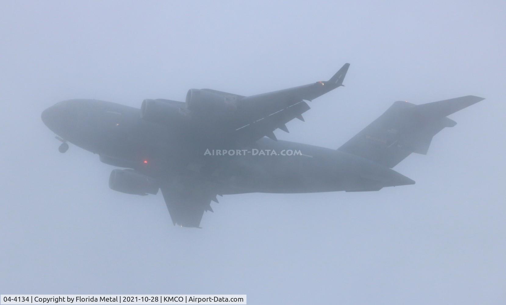 04-4134, 2004 Boeing C-17A Globemaster III C/N P-134, USAF C-17A zx under IFR conditions