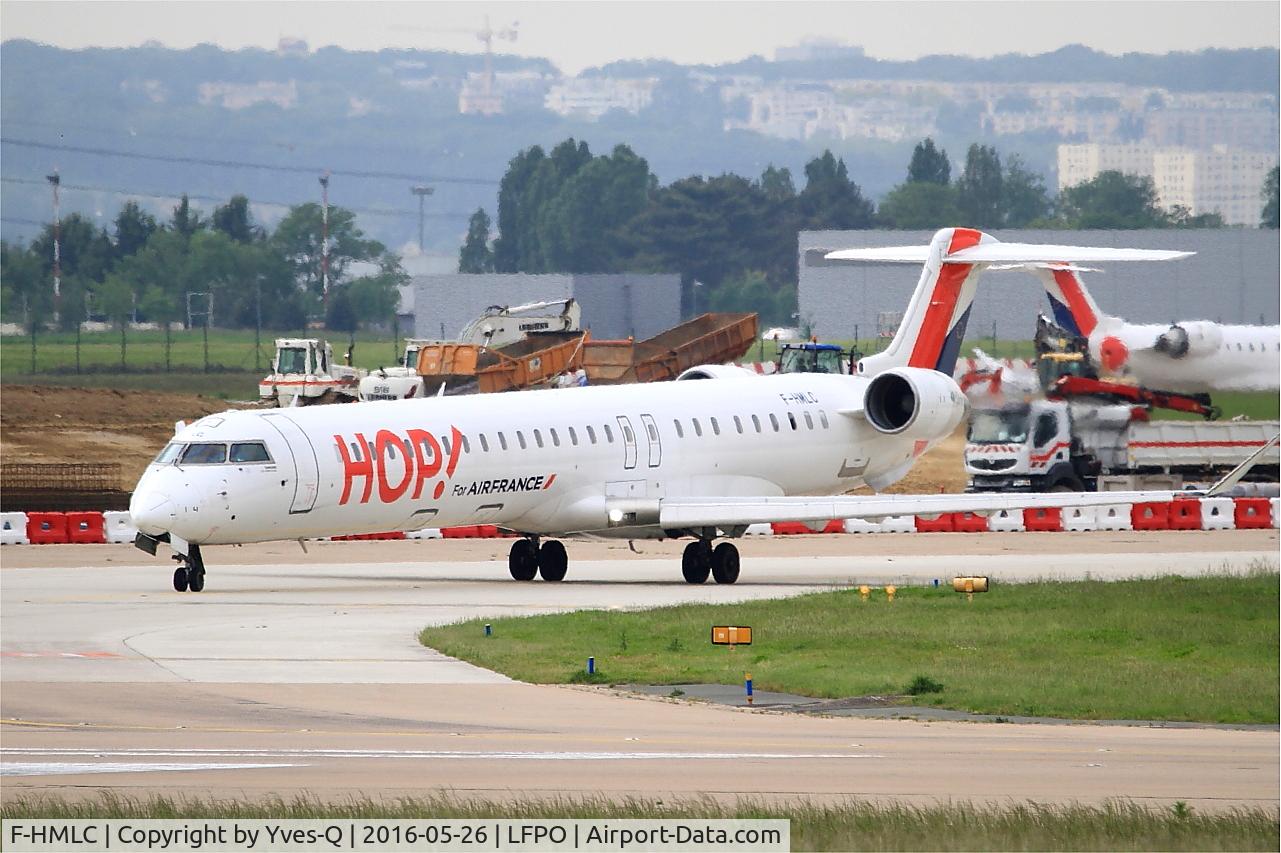 F-HMLC, 2010 Bombardier CRJ-1000EL NG (CL-600-2E25) C/N 19006, Bombardier CRJ-1000EL NG, Taxiing to rwy 08, Paris-Orly airport (LFPO-ORY)