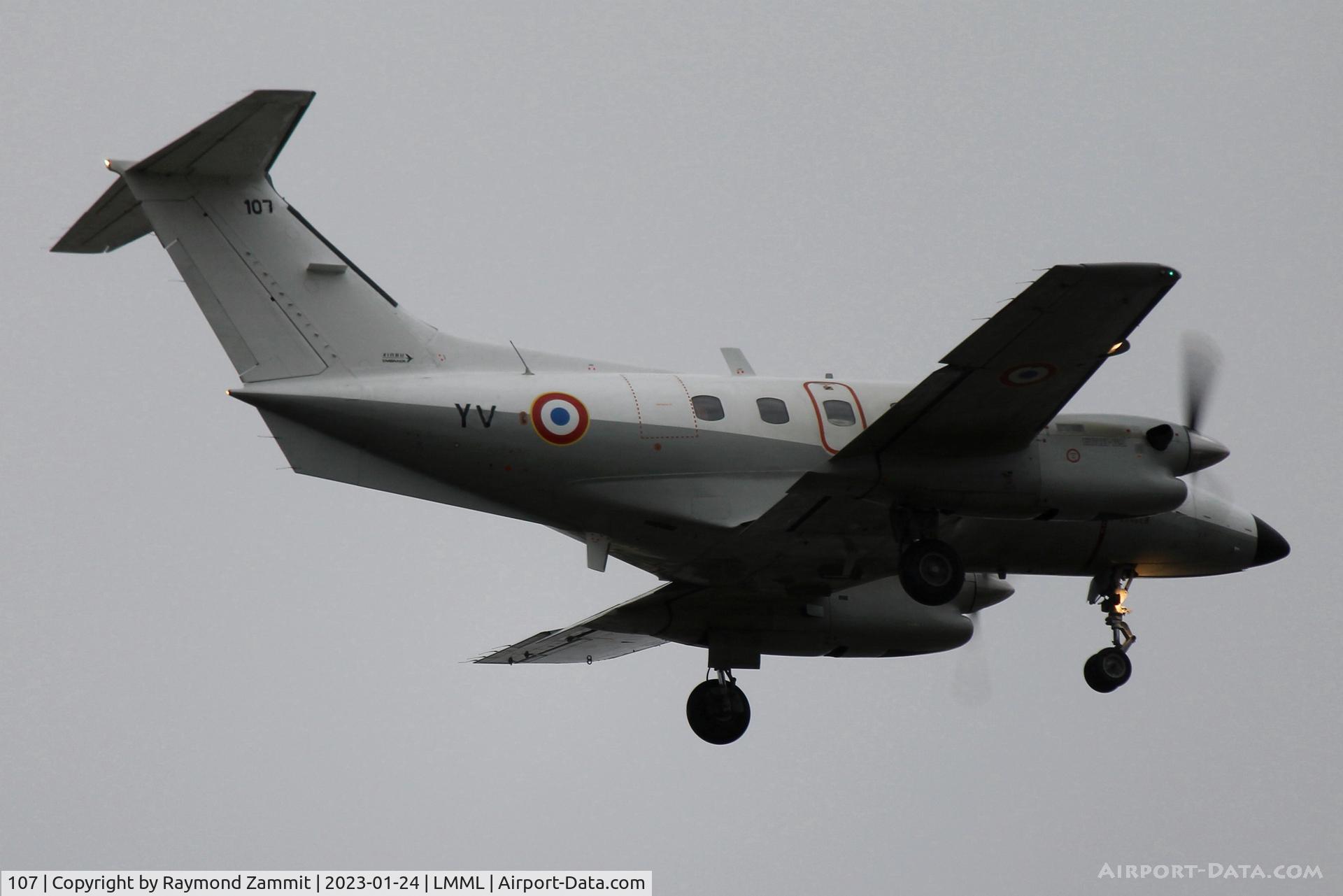 107, Embraer EMB-121AA Xingu C/N 121107, Embraer EMB-121AA Xingu 107/YV French Air Force