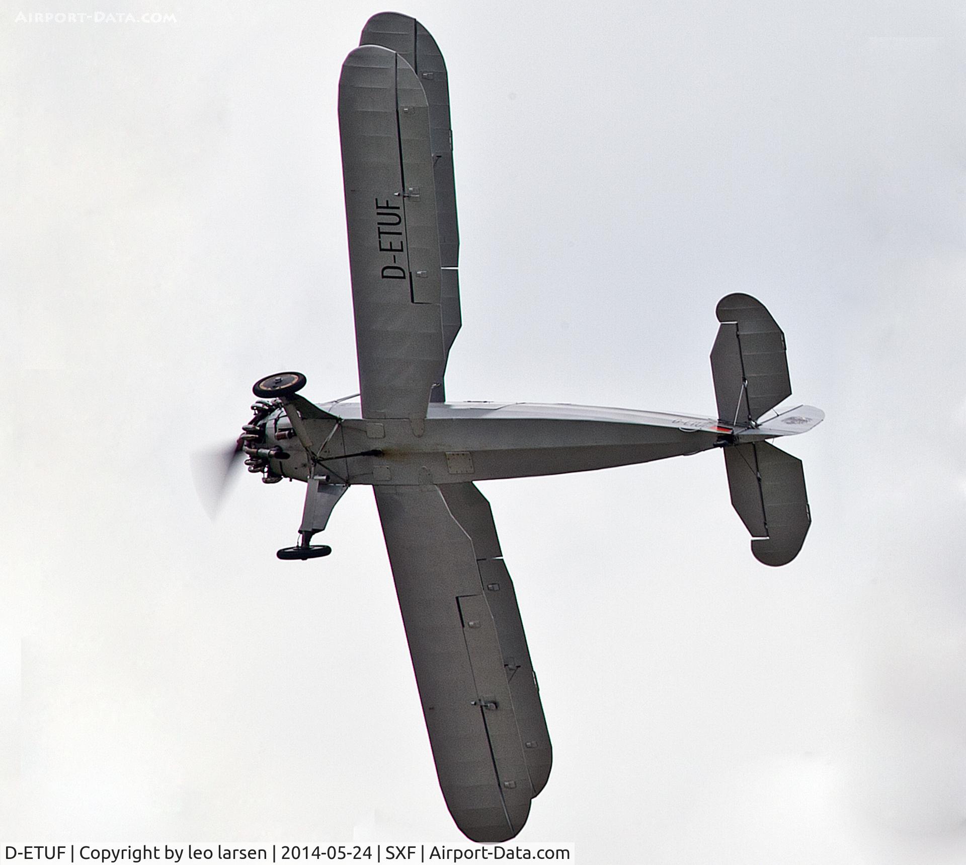 D-ETUF, 1936 Focke-Wulf Fw-44J Stieglitz C/N 168, Berlin Air Show 24.5.2014