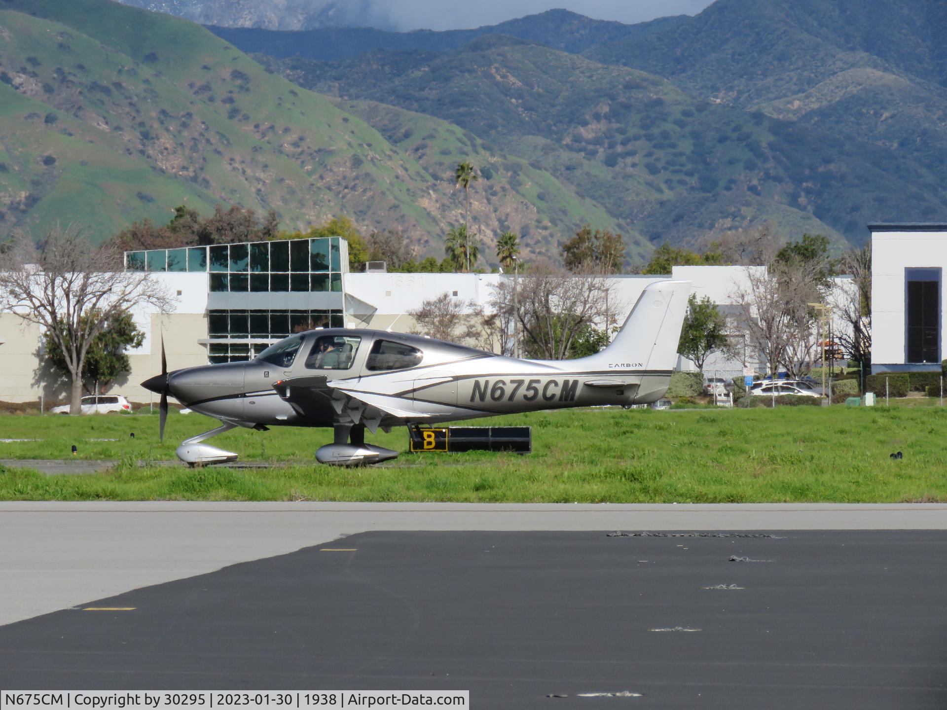 N675CM, 2017 Cirrus SR22-G6 (GTS) C/N 1648, Going to runway