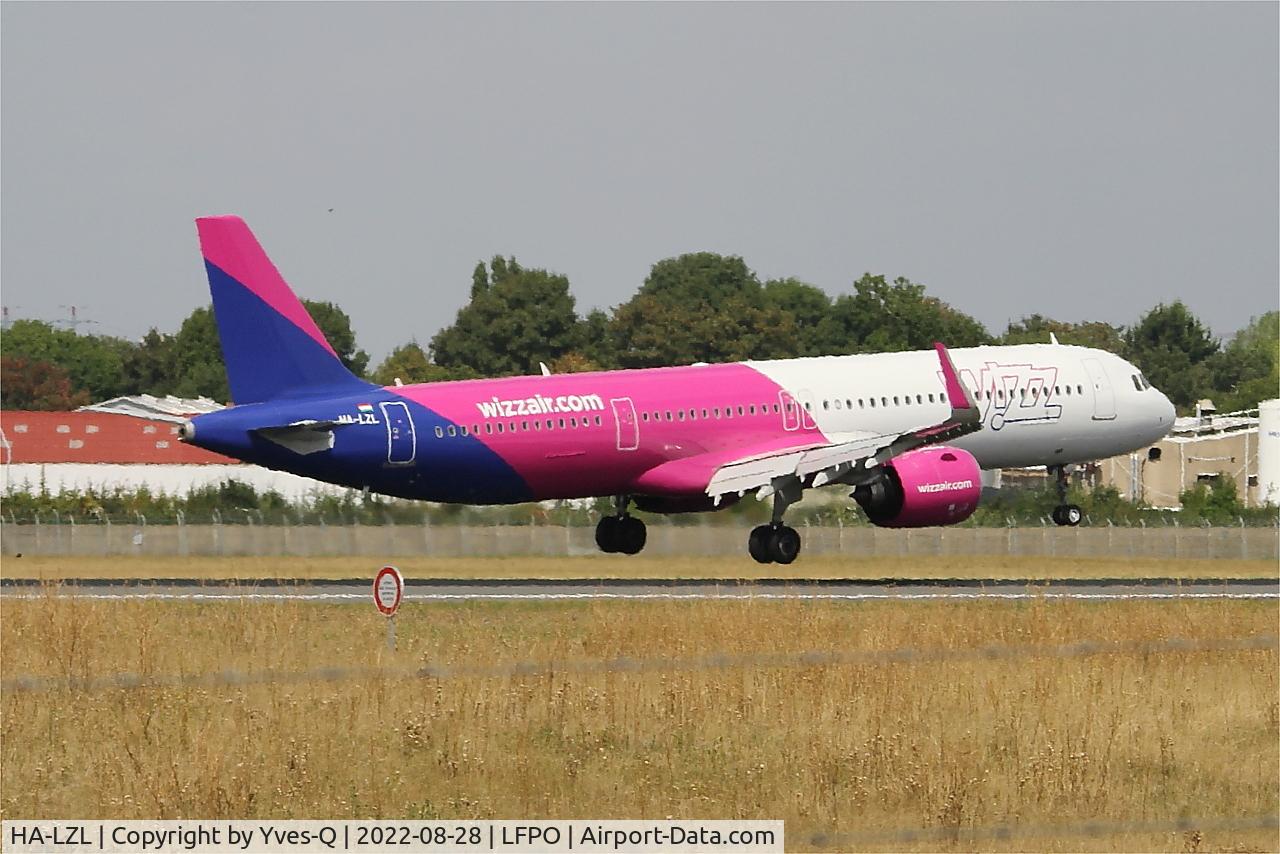 HA-LZL, 2022 Airbus A321-271NX C/N 10700, Airbus A321-271NX, Landing rwy 06, Paris-Orly Airport (LFPO-ORY)