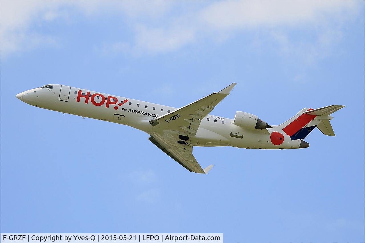 F-GRZF, 2002 Canadair CRJ-700 (CL-600-2C10) Regional Jet C/N 10036, Canadair Regional Jet CRJ-700, Climbing from rwy 24, Paris-Orly Airport (LFPO-ORY)