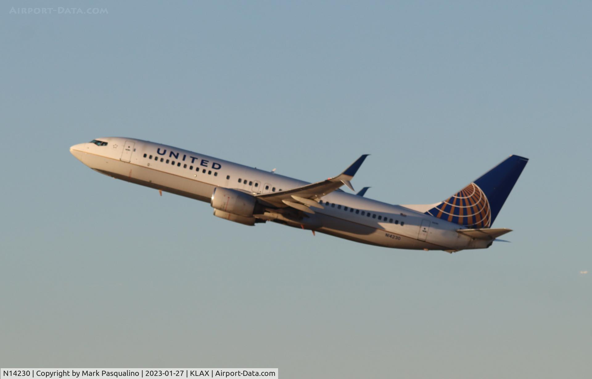 N14230, 1999 Boeing 737-824 C/N 28794, Boeing 737-824
