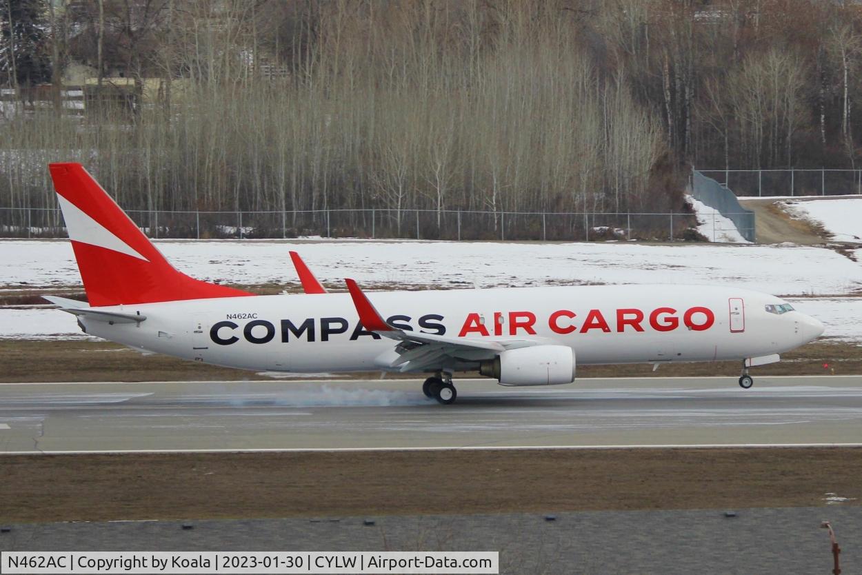N462AC, 2006 Boeing 737-85R C/N 34800, Arrival from demonstration flight