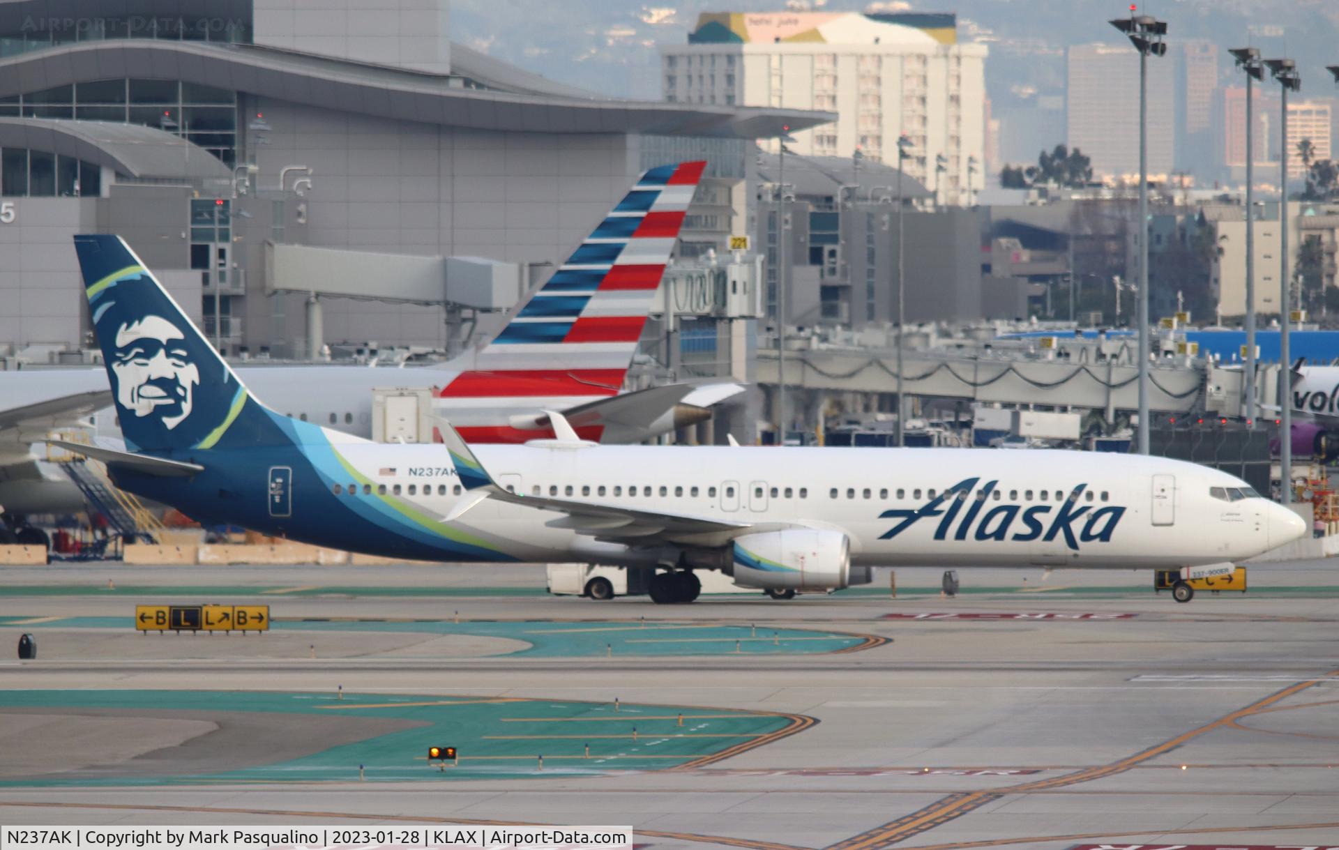 N237AK, 2016 Boeing 737-990/ER C/N 36357, Boeing 737-990/ER