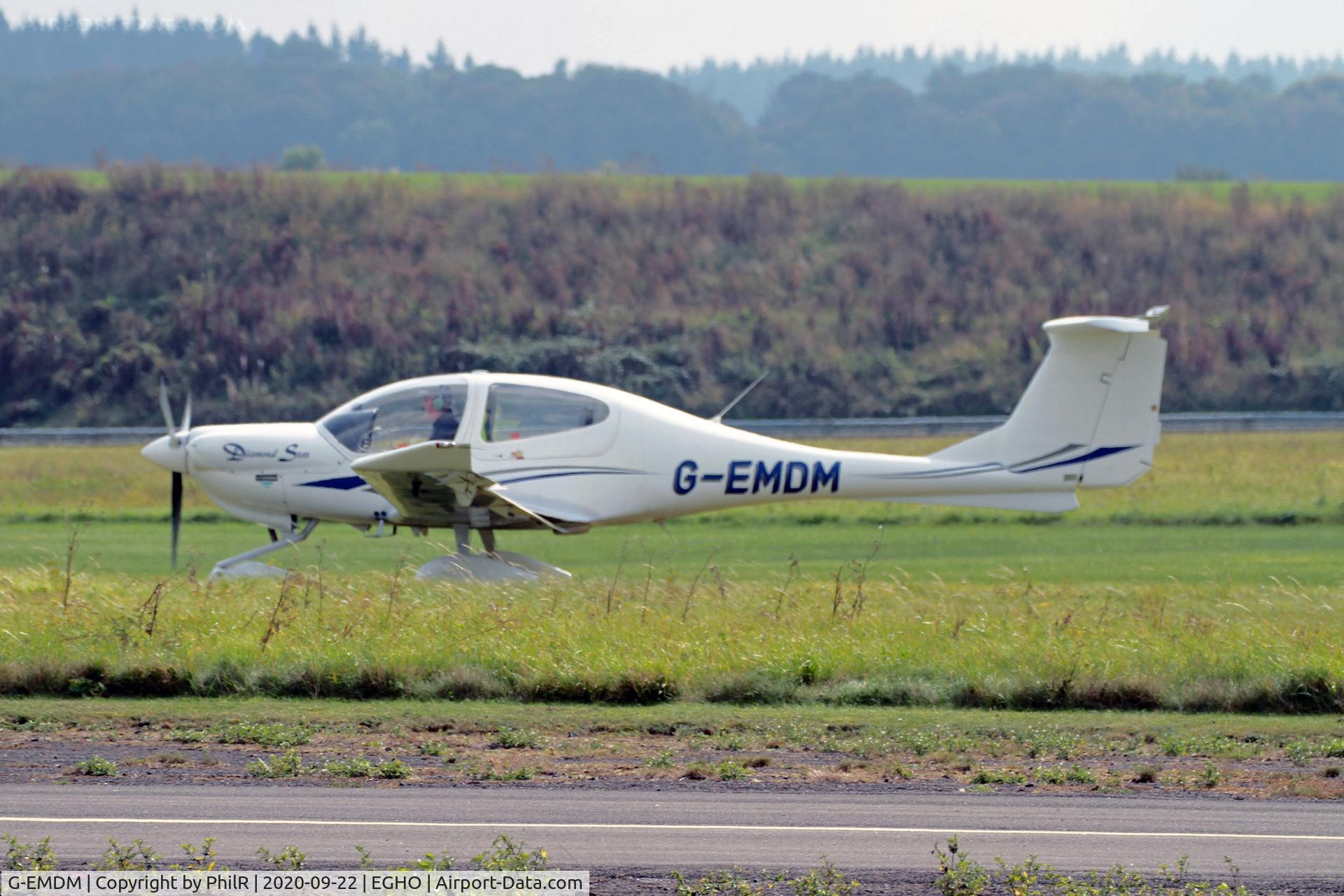 G-EMDM, 2000 Diamond DA-40 Diamond Star C/N 40.009, G-EMDM 2000 Diamond Aircraft DA40 Diamond Star Thruxton