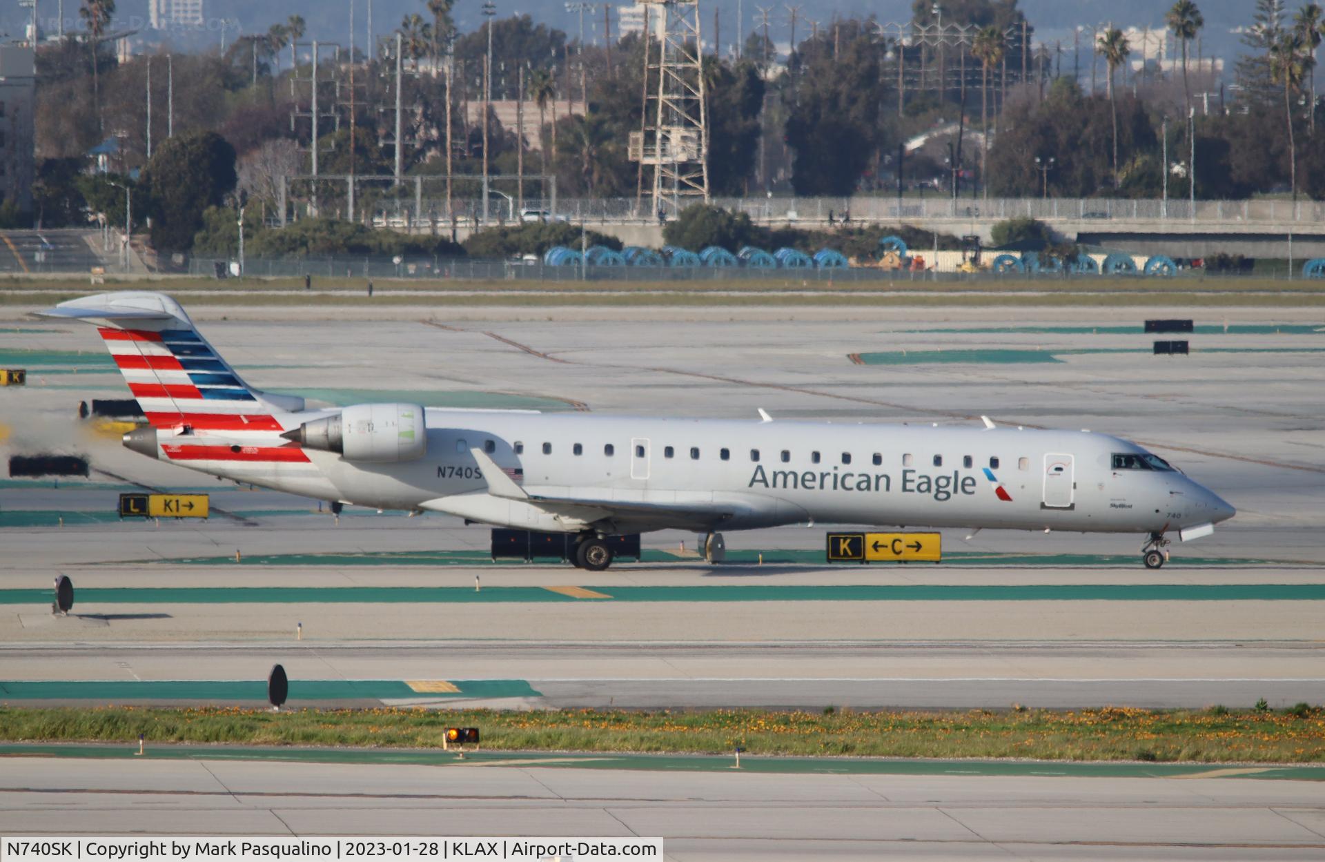 N740SK, 2005 Bombardier CRJ-701 (CL-600-2C10) Regional Jet C/N 10196, CL-600-2C10