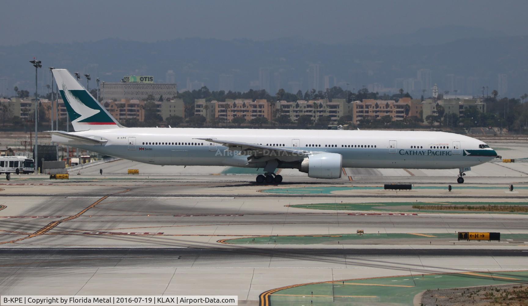 B-KPE, 2007 Boeing 777-367/ER C/N 36156, Cathay 773 zx