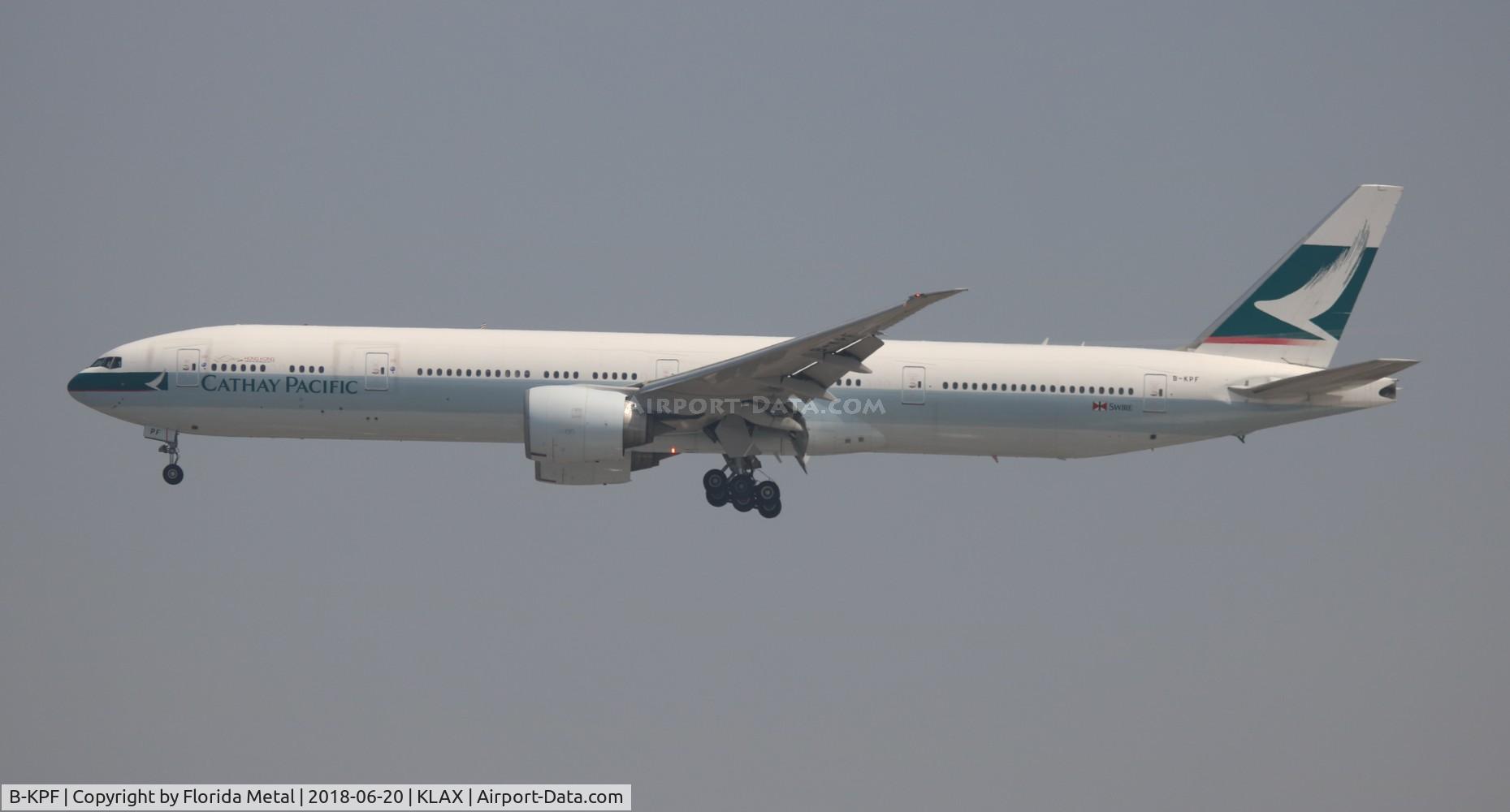 B-KPF, 2008 Boeing 777-367/ER C/N 36832/692, Cathay 773 zx