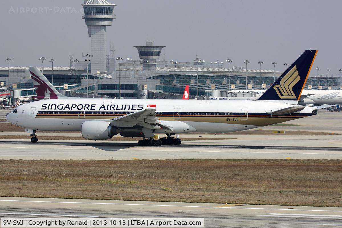 9V-SVJ, 2002 Boeing 777-212/ER C/N 32335, at ist