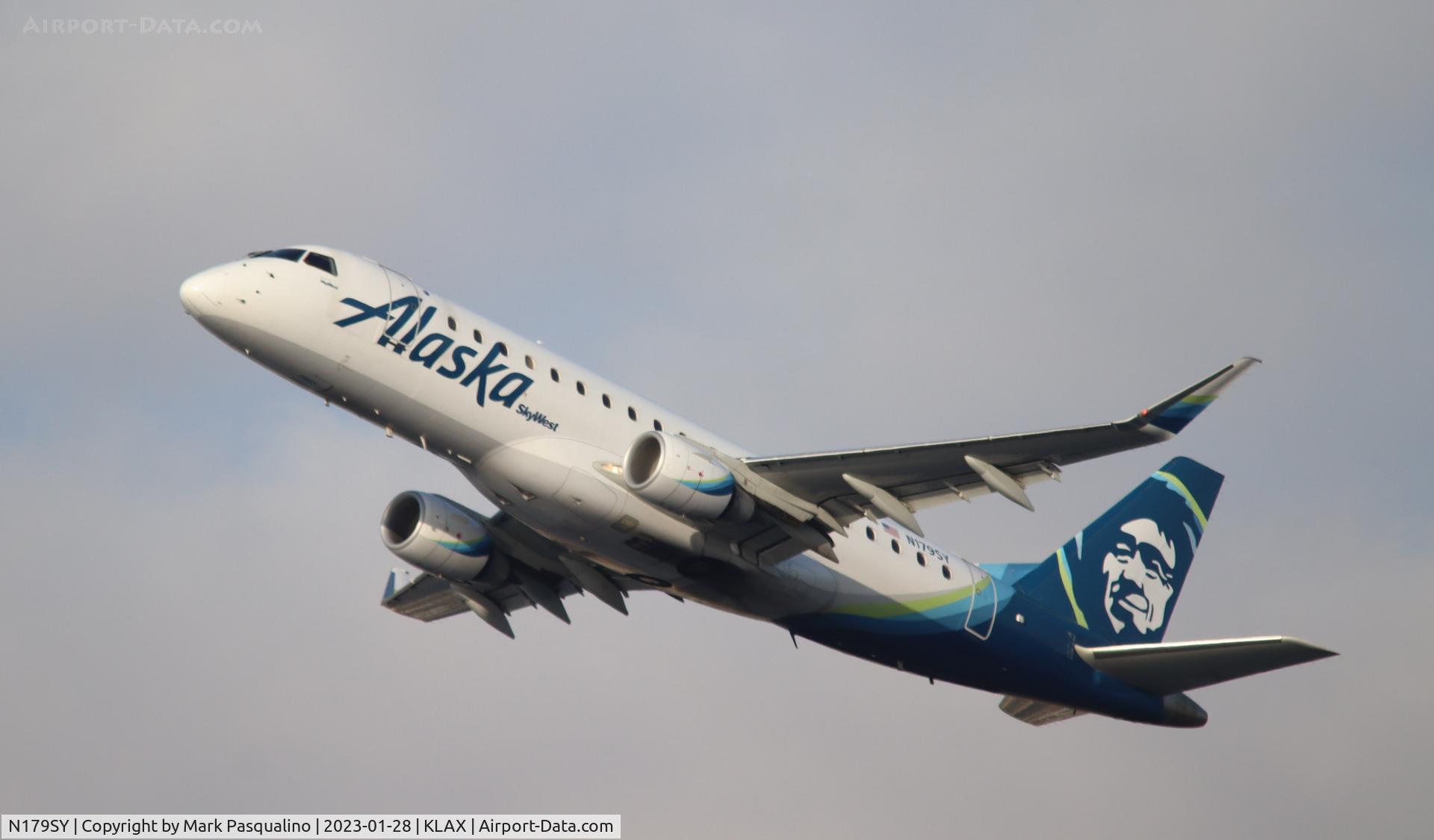 N179SY, 2016 Embraer 175LR (ERJ-170-200LR) C/N 17000565, ERJ-170-200LR