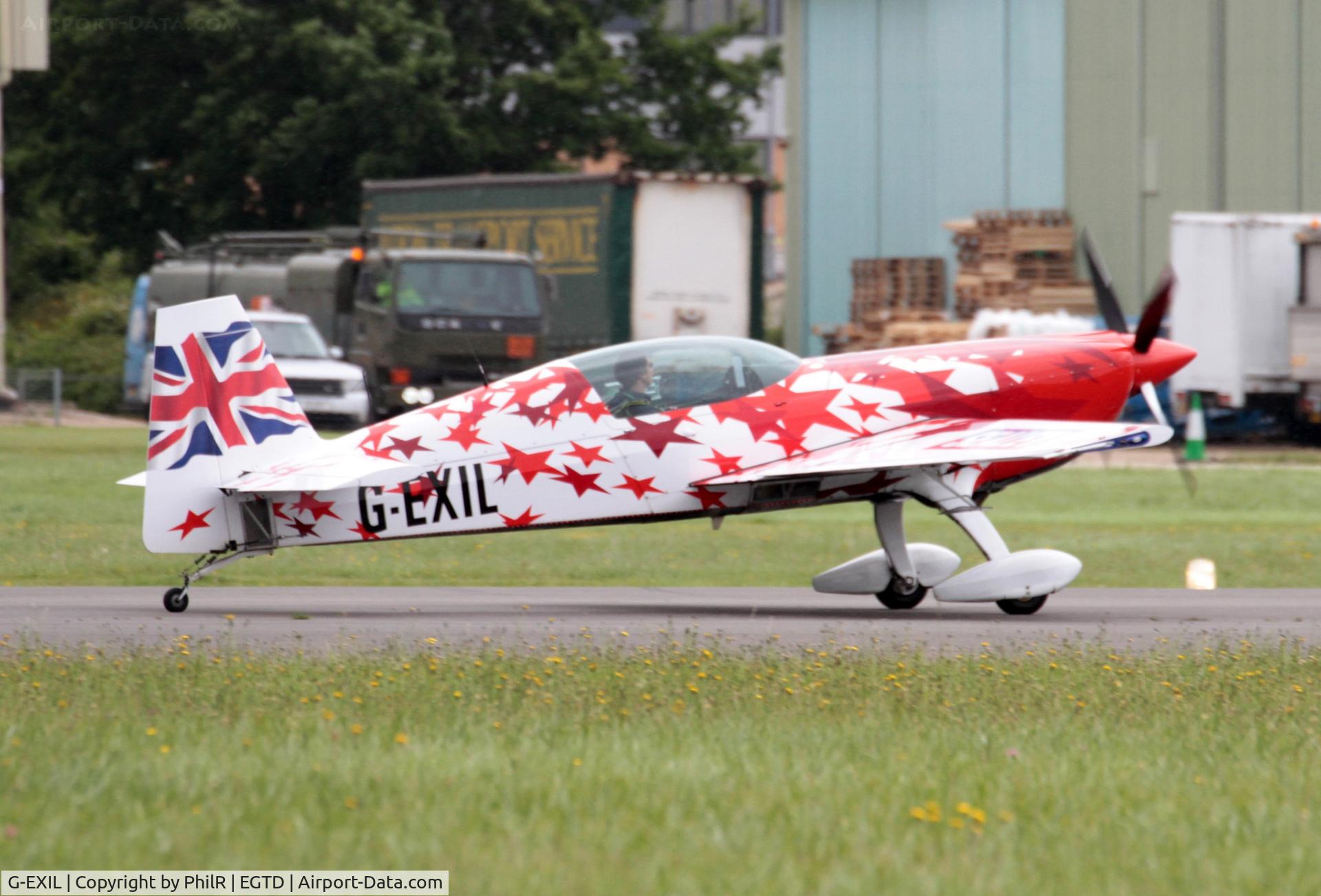 G-EXIL, 2010 Extra EA-300S C/N 1036, G-EXIL 2006 EXTRA EA 300S Dunsfold