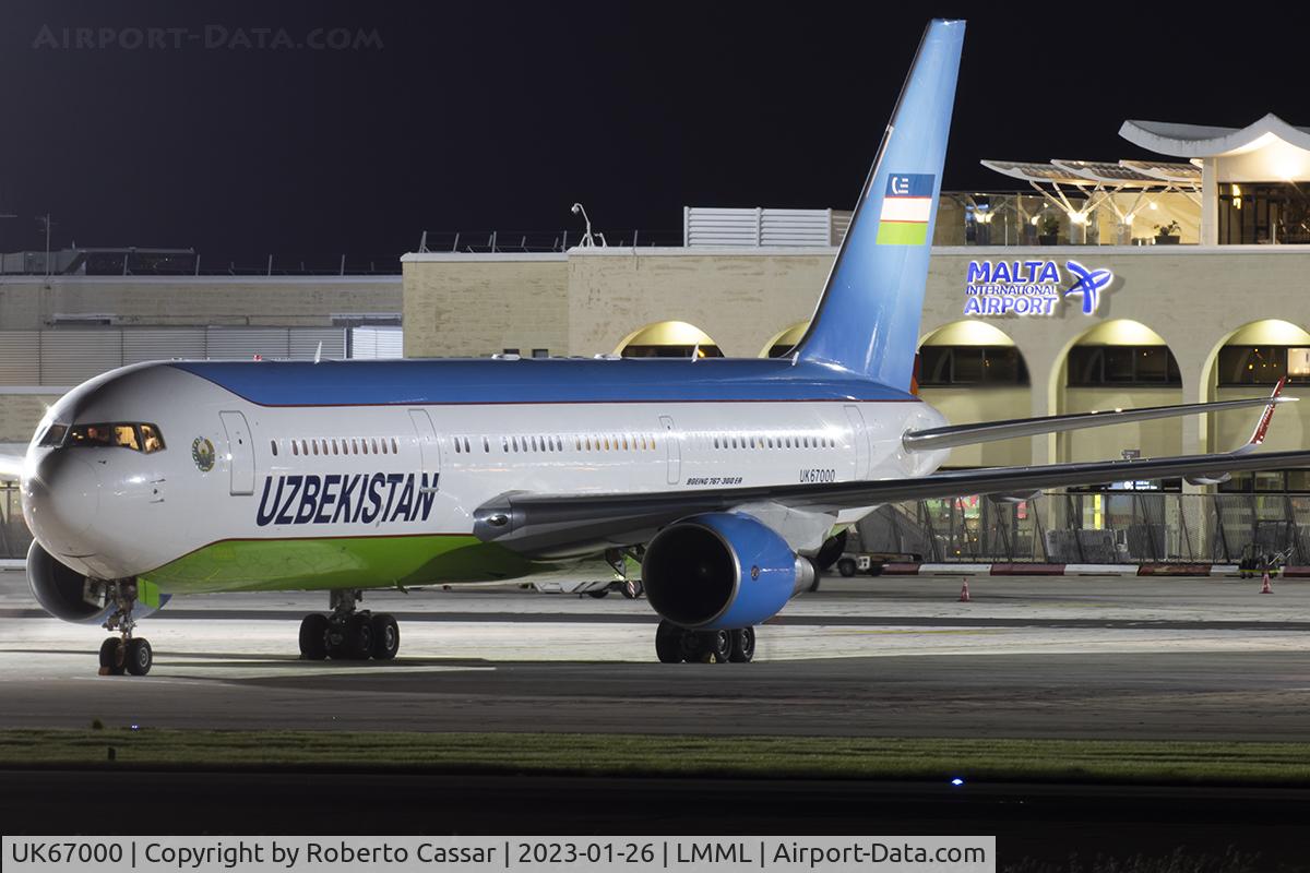 UK67000, 2007 Boeing 767-3CBER C/N 35796, Park 9