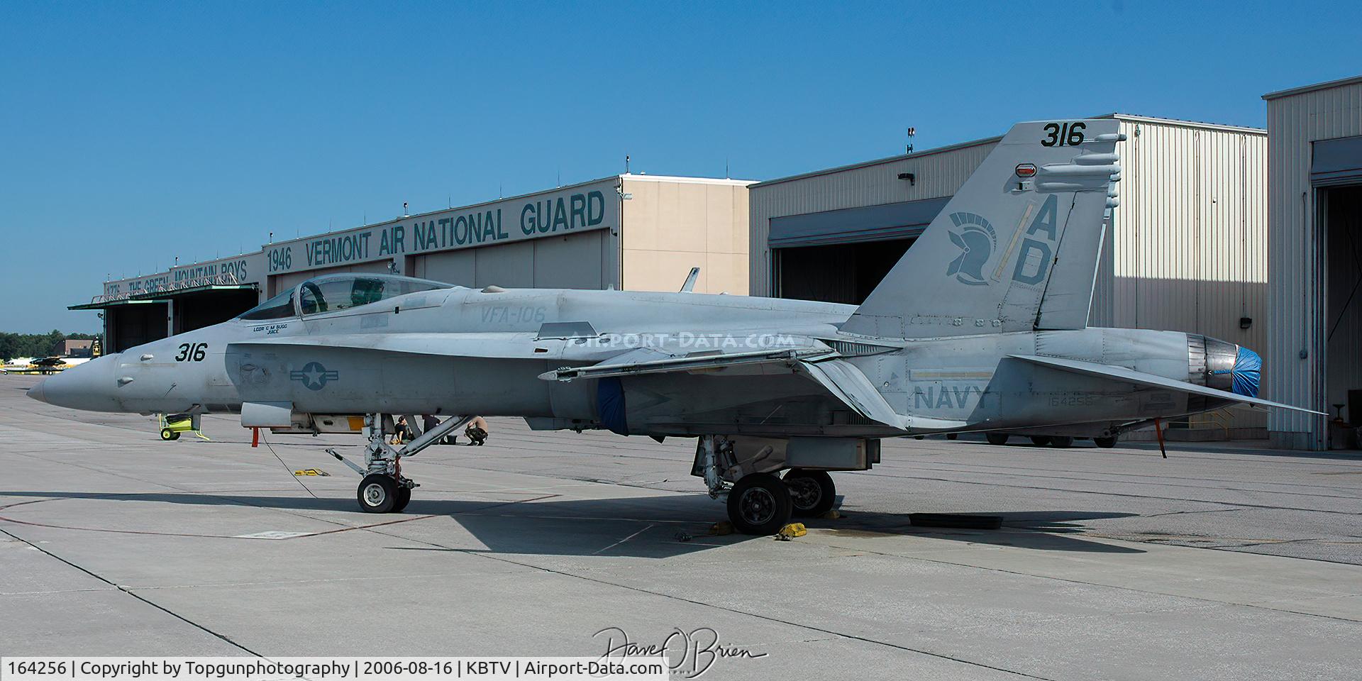 164256, 1991 McDonnell Douglas F/A-18C Hornet C/N 1019, F-18 East Coast Demo team