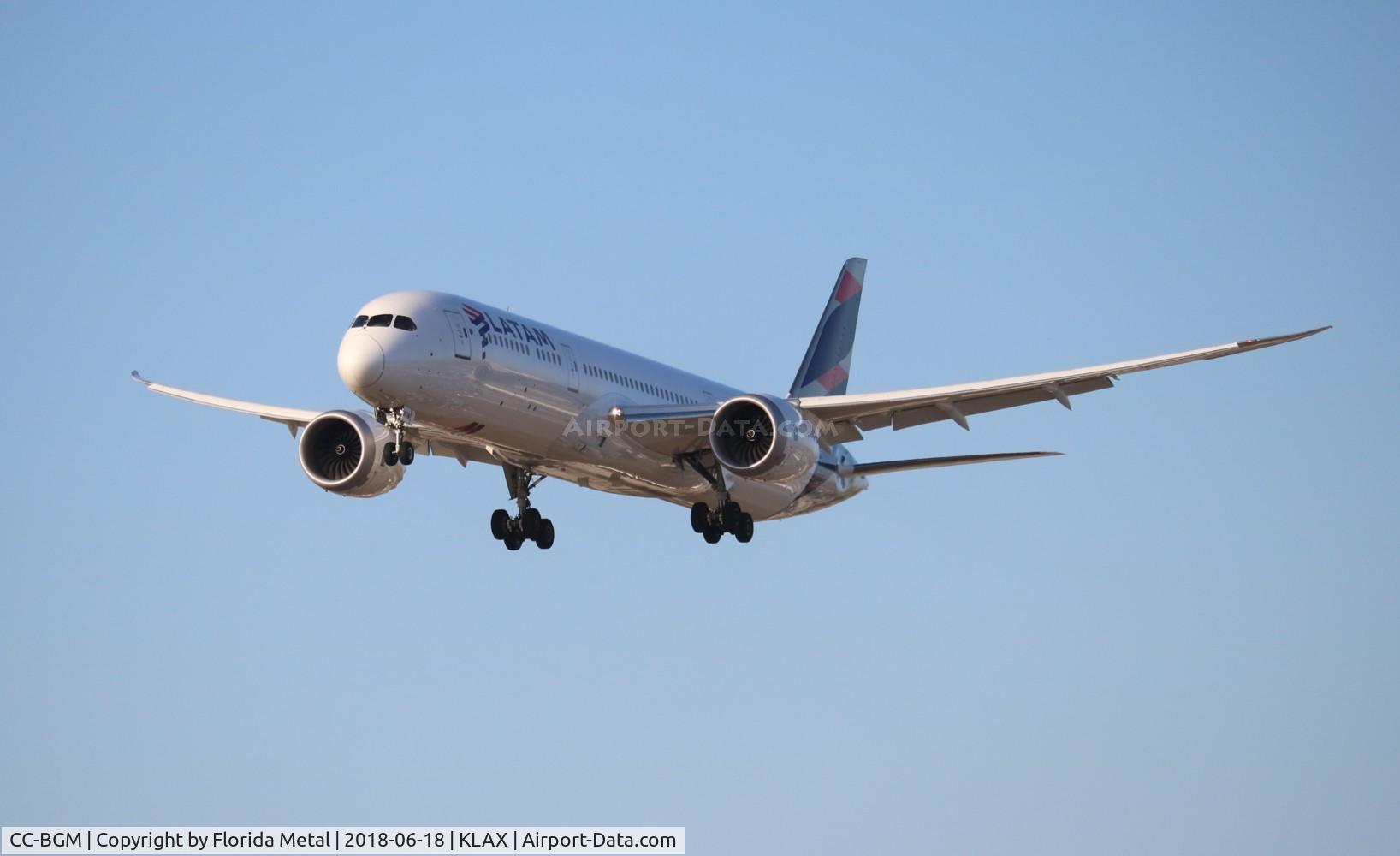 CC-BGM, 2017 Boeing 787-9 Dreamliner Dreamliner C/N 38771, LATAM 789 zx