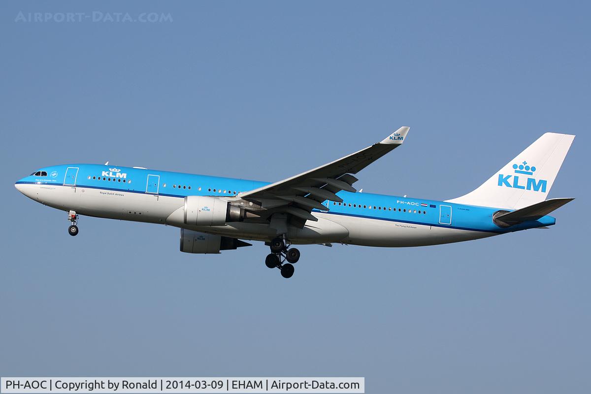PH-AOC, 2005 Airbus A330-203 C/N 703, at spl