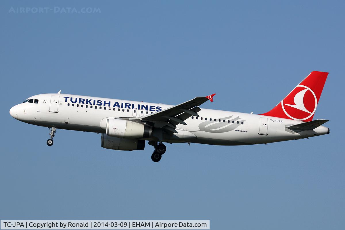 TC-JPA, 2005 Airbus A320-232 C/N 2609, at spl
