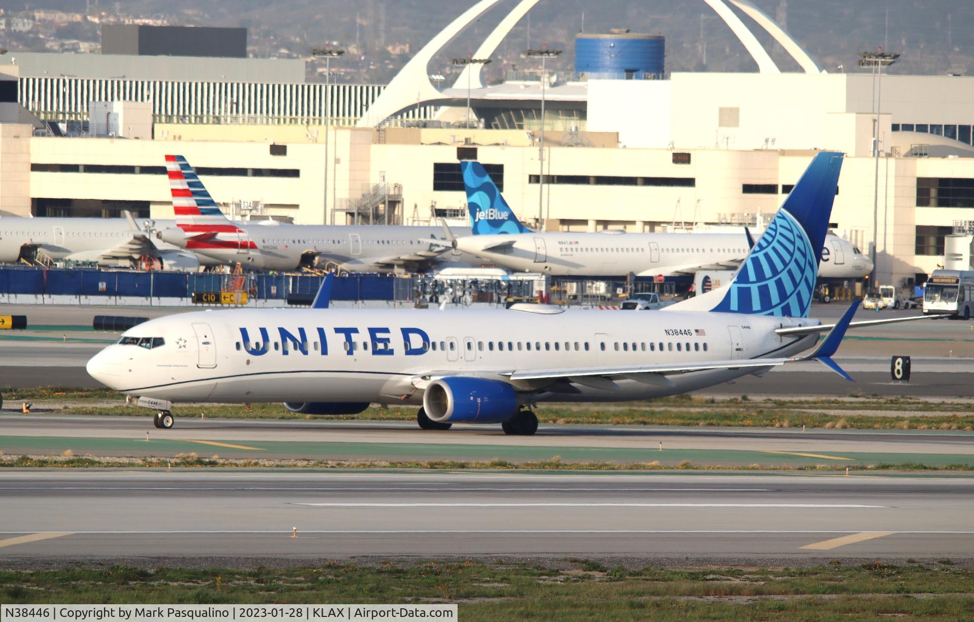 N38446, 2012 Boeing 737-924/ER C/N 31661, Boeing 737-924/ER