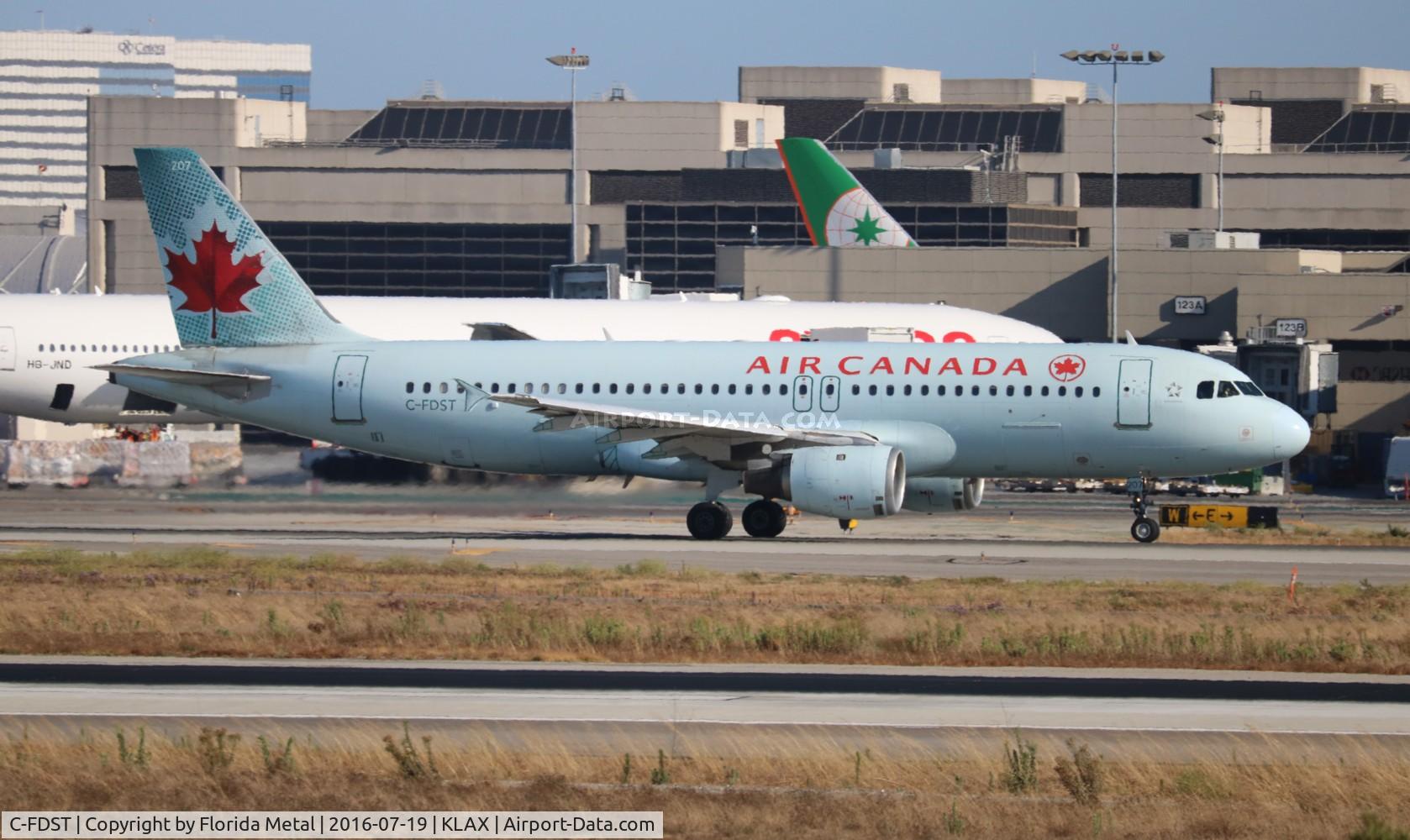 C-FDST, 1990 Airbus A320-211 C/N 127, Air Canada 320 zx