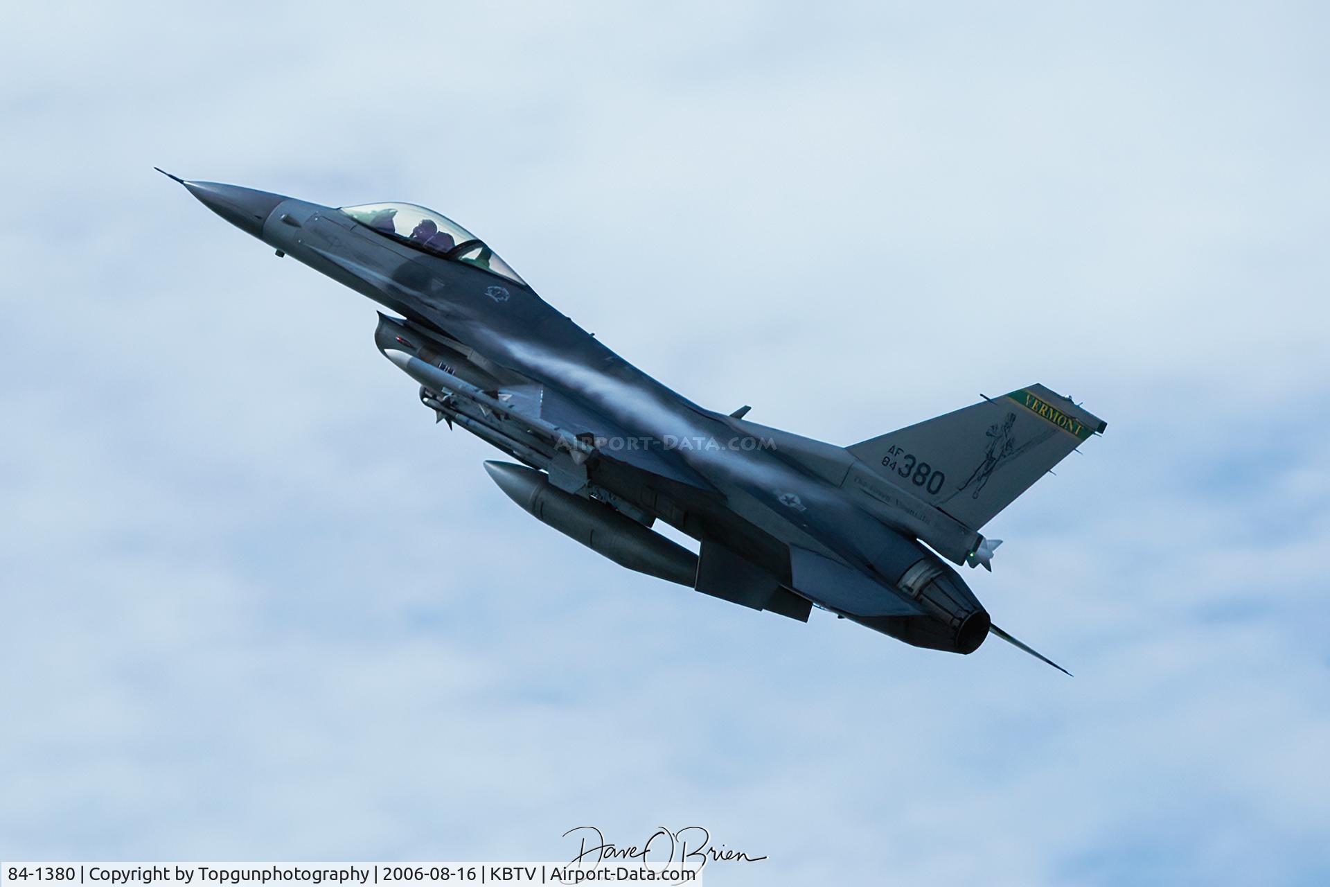 84-1380, 1984 General Dynamics F-16C Fighting Falcon C/N 5C-162, MAPLE21 in the break