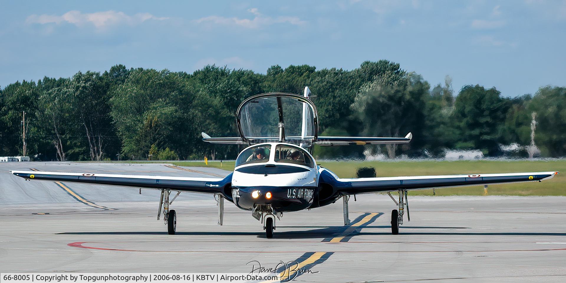 66-8005, 1967 Cessna T-37B C/N 40981, Trainer from Banshee's 89th FTS out of Sheppard AFB