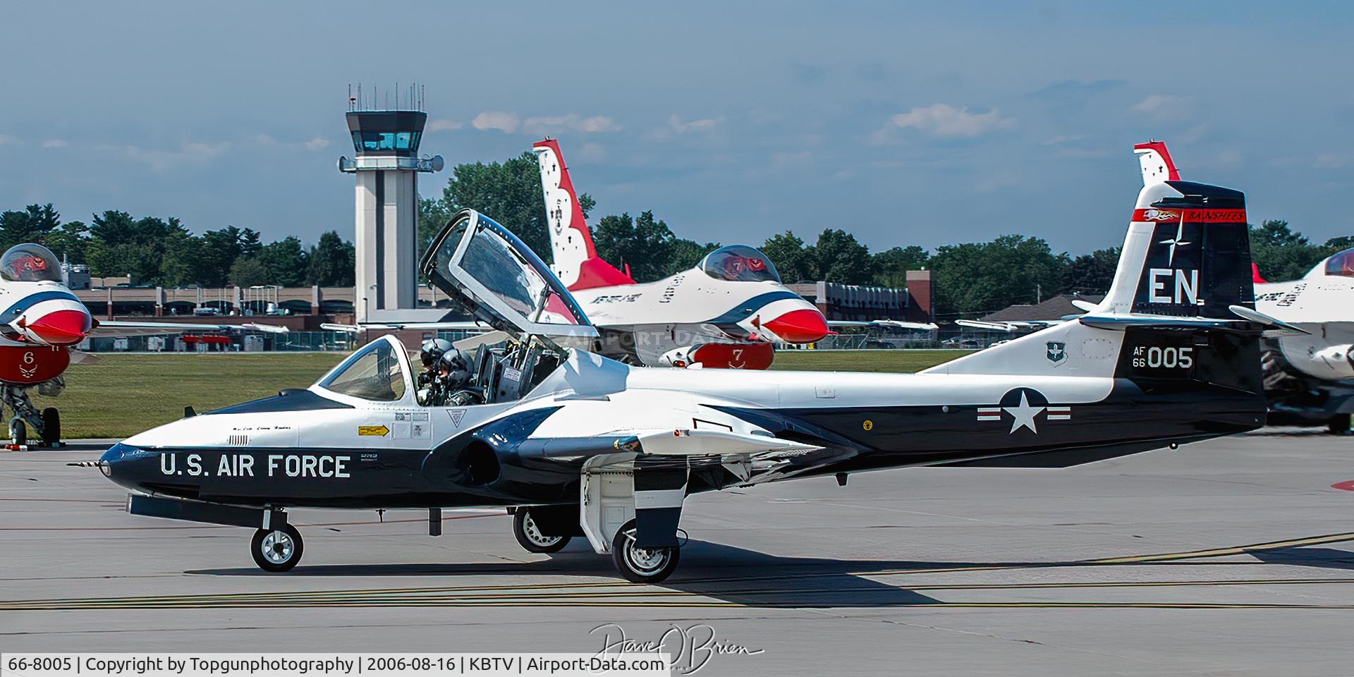 66-8005, 1967 Cessna T-37B C/N 40981, Tweety Bird