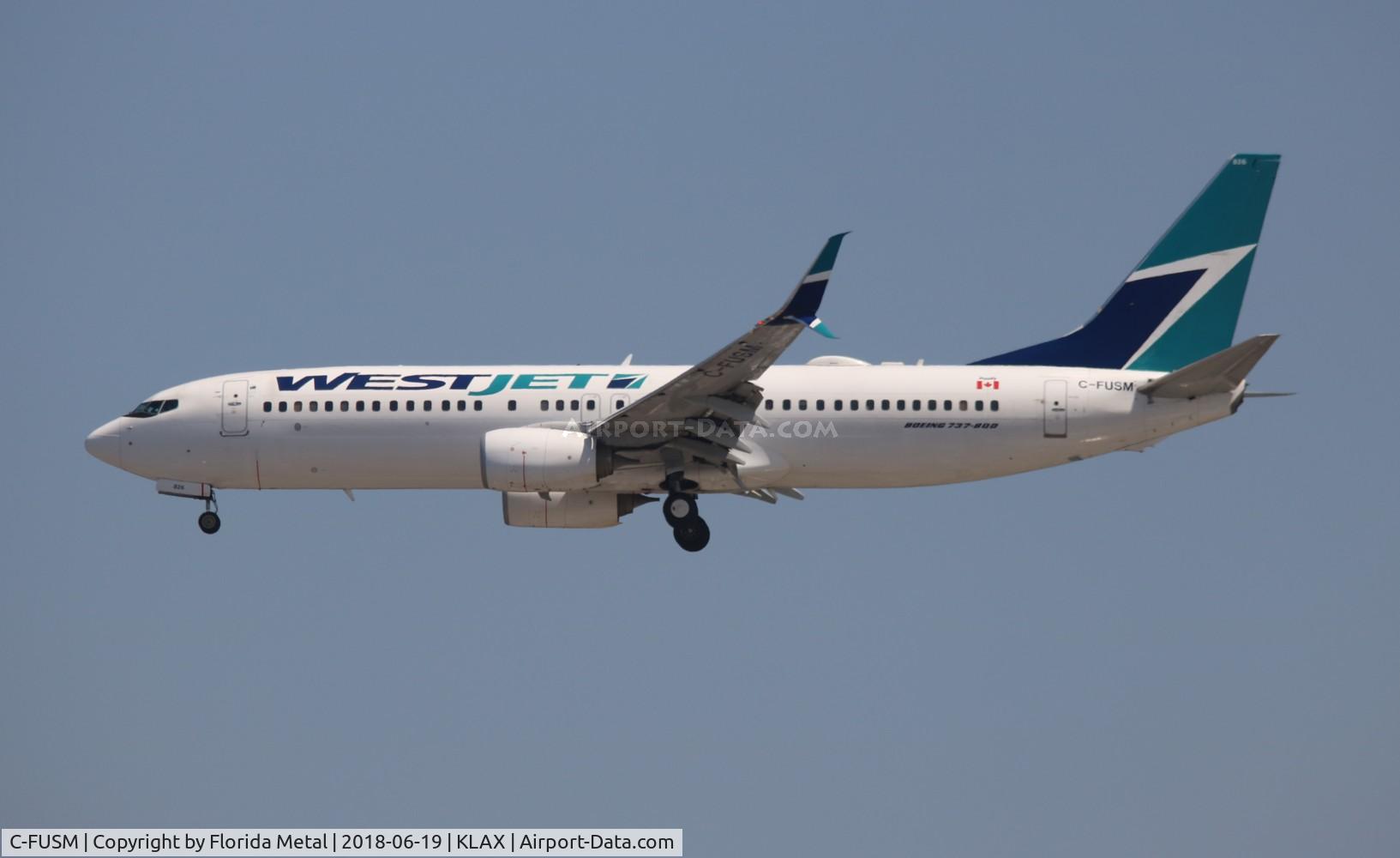 C-FUSM, 2013 Boeing 737-8CT C/N 39081, WestJet 737-800 zx