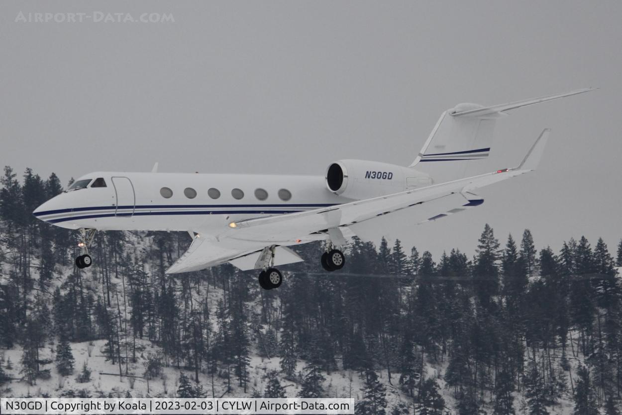 N30GD, Gulfstream Aerospace G-IV C/N 1228, Arrival from Miami (MIA).