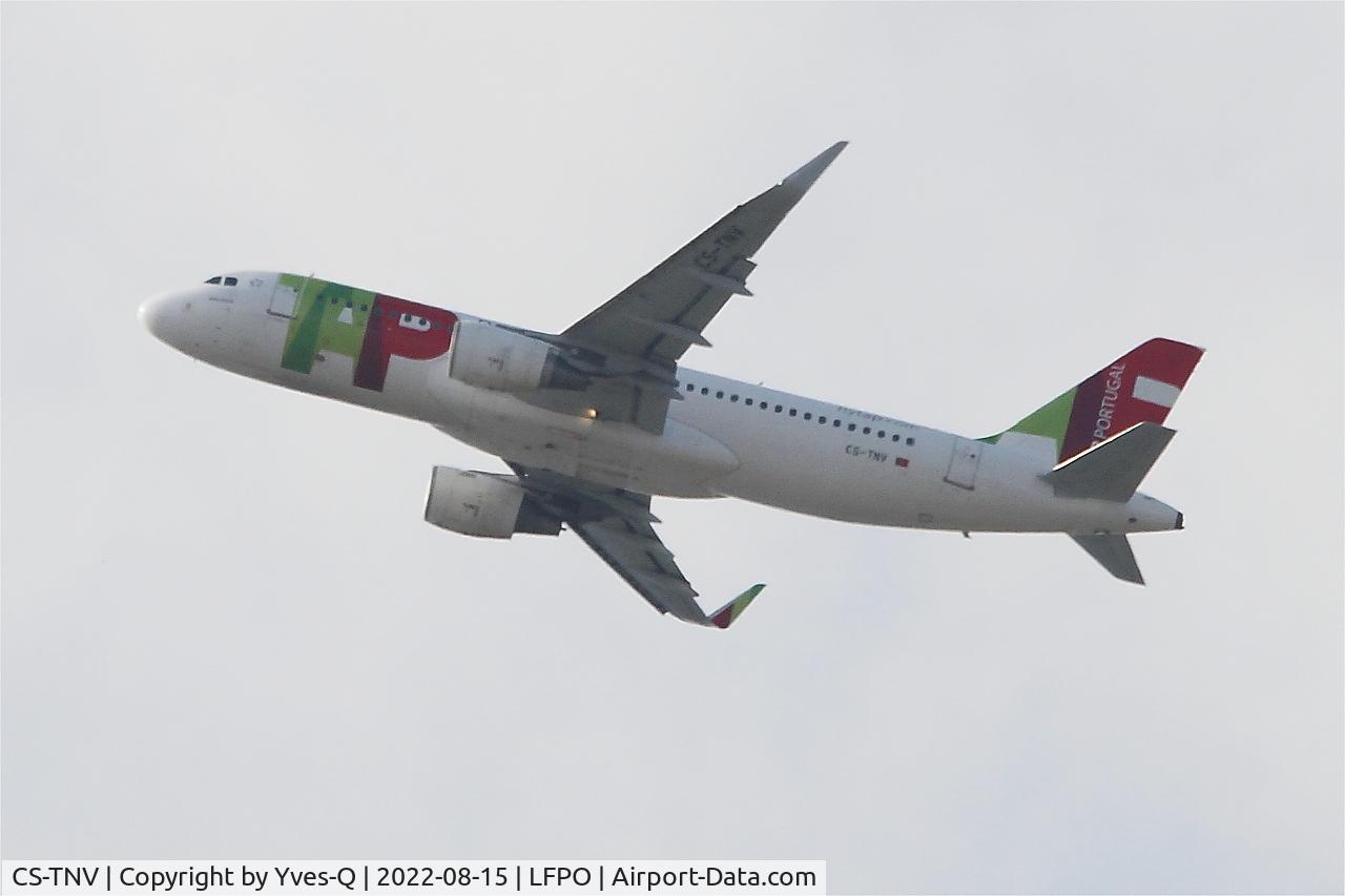 CS-TNV, 2009 Airbus A320-214 C/N 4143, Airbus A320-214, Climbing from rwy 24, Paris Orly airport (LFPO-ORY)