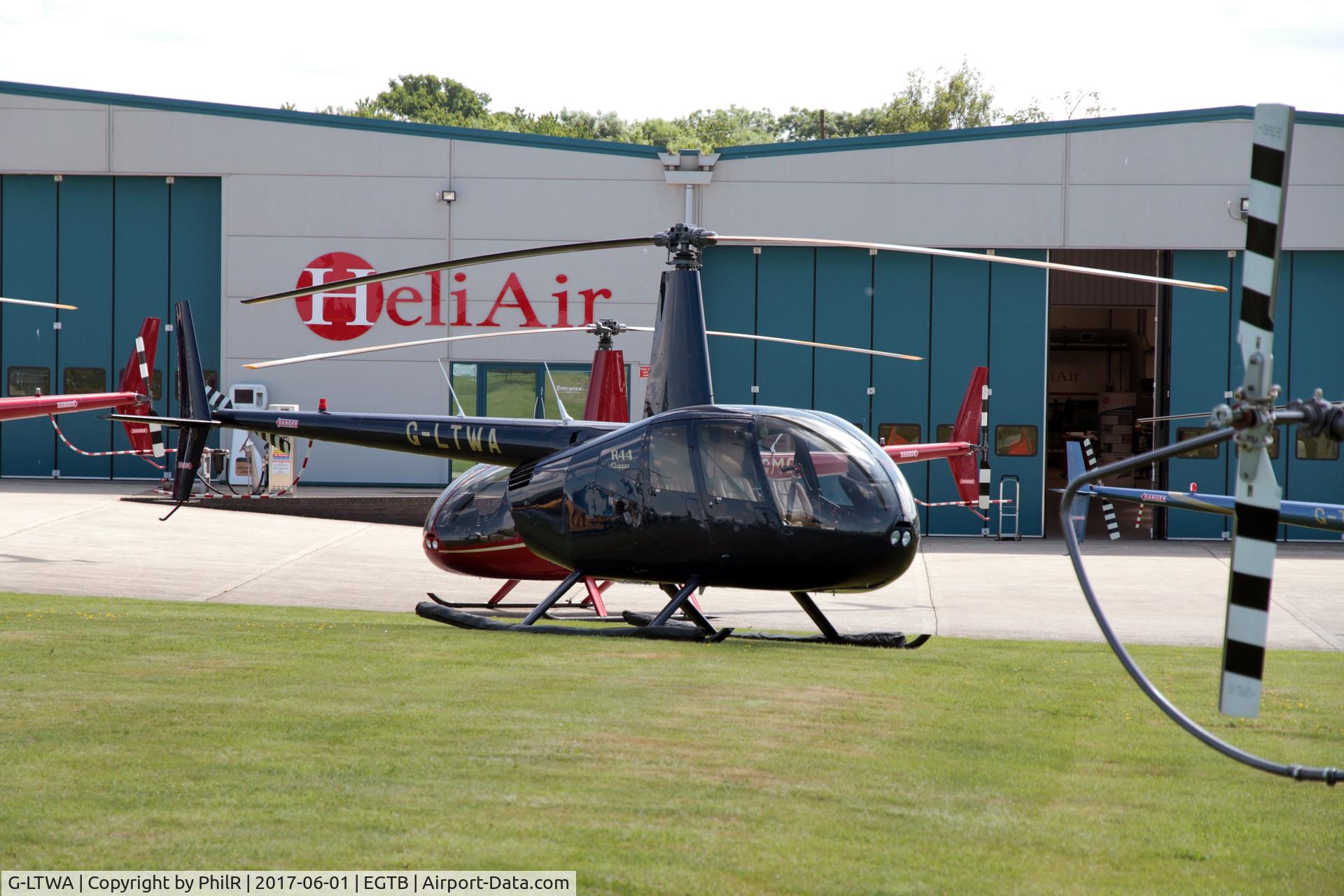G-LTWA, 2000 Robinson R44 Clipper C/N 0816, G-LTWA 2000 Robinson R44 Clipper Air Expo Booker