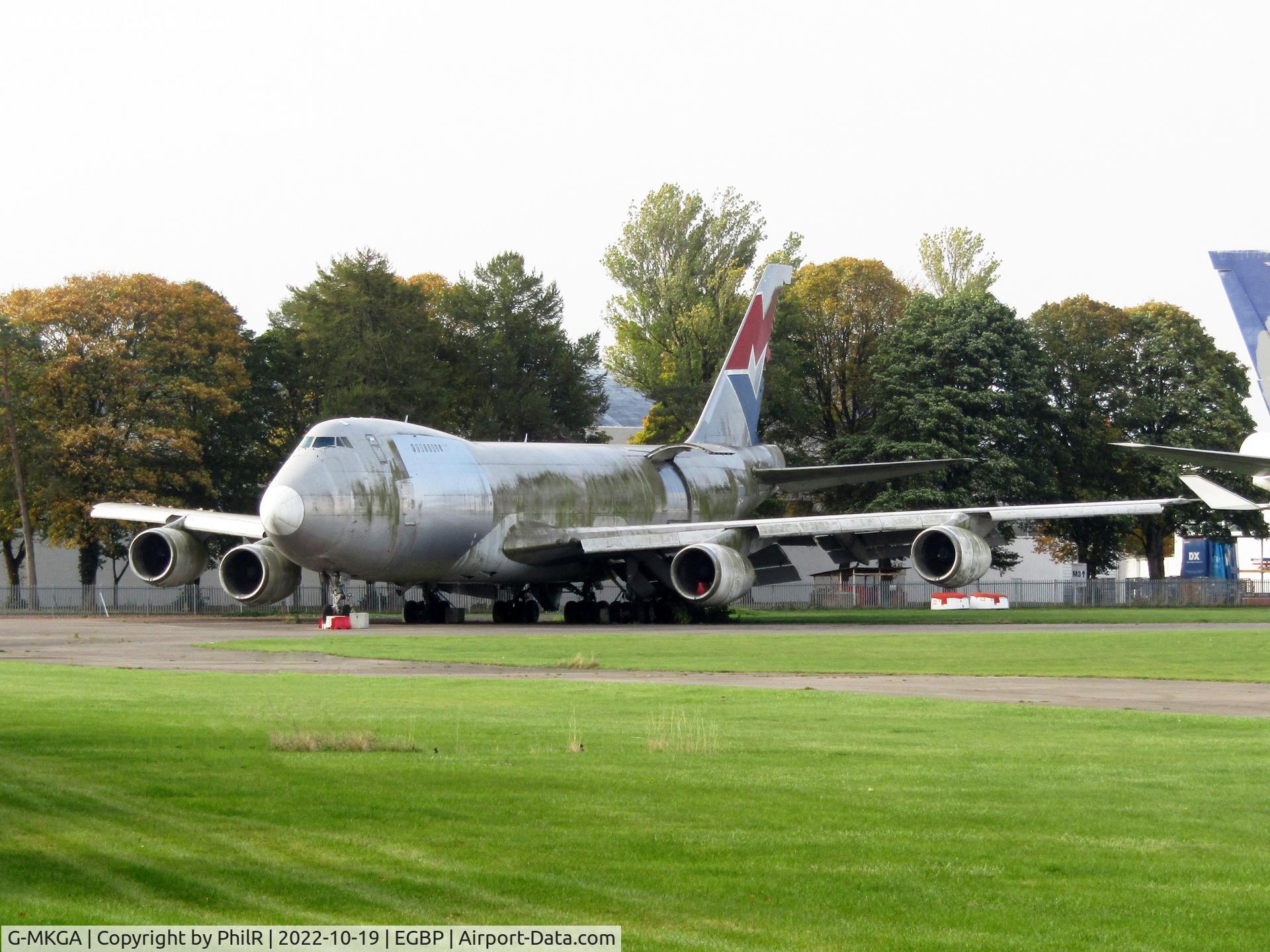 G-MKGA, 1979 Boeing 747-2R7F/SCD C/N 21650, G-MKGA 1978 Boeing 747-200F MK Airlines Kemble