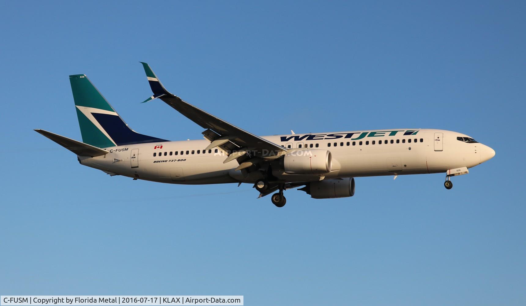 C-FUSM, 2013 Boeing 737-8CT C/N 39081, WestJet 737-800 zx