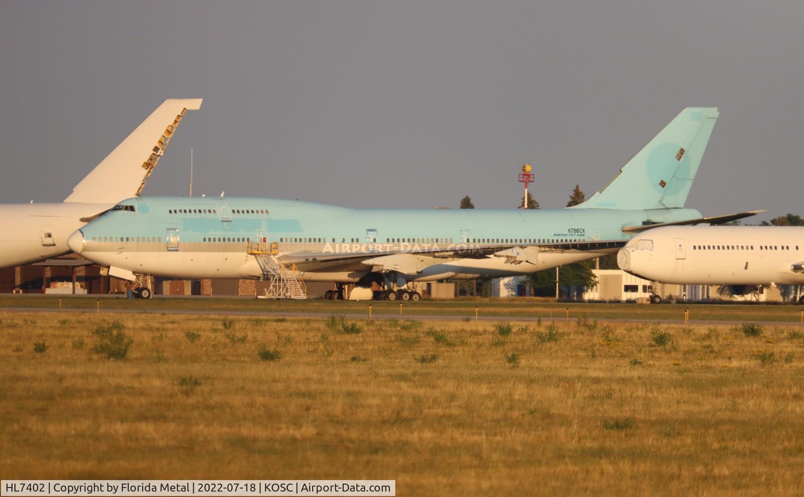 HL7402, 1998 Boeing 747-4B5 C/N 26407, Ex Korean 744 zx