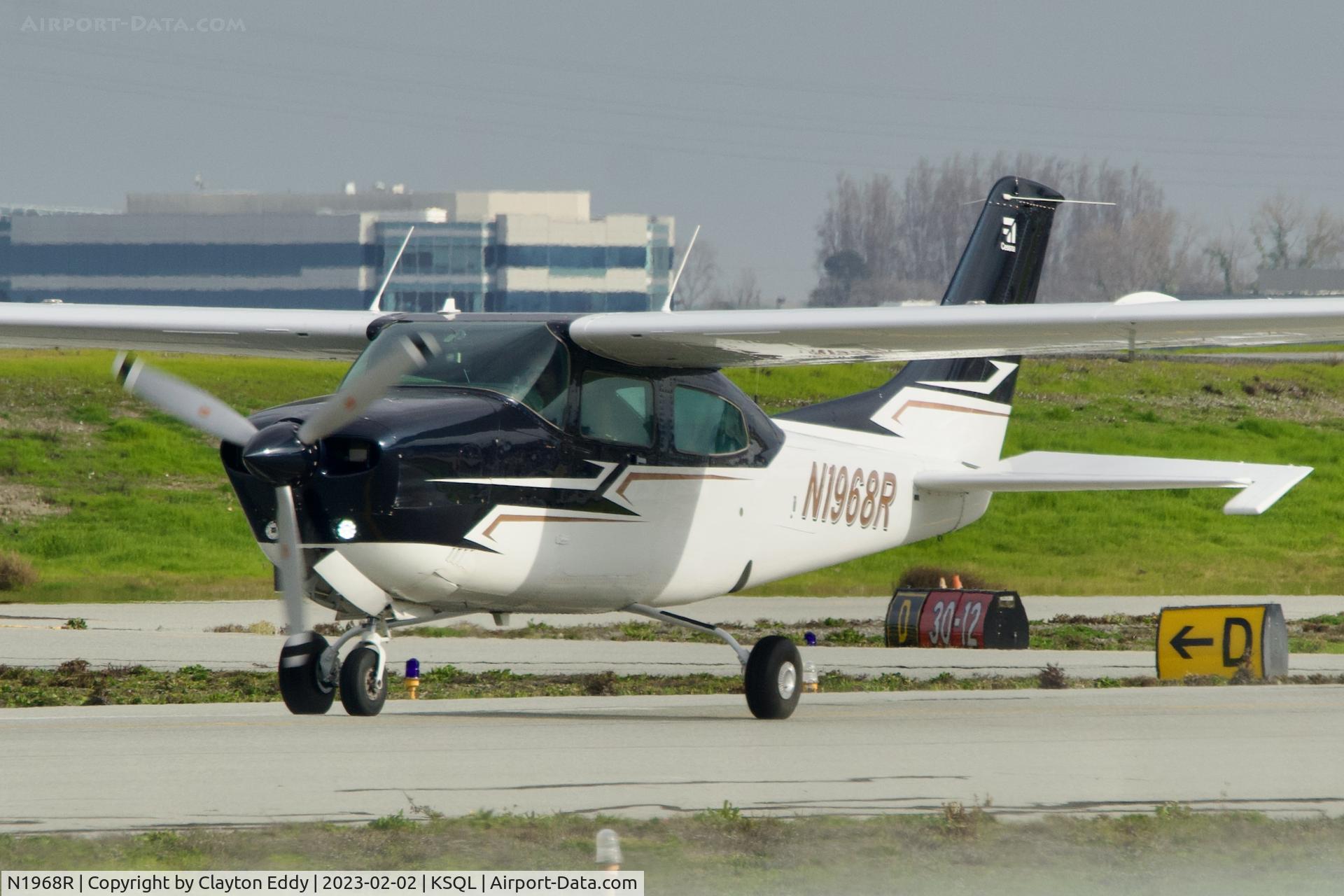 N1968R, 1981 Cessna T210 Turbo Centurion C/N 21064375, San Carlos Airport in California 2023.