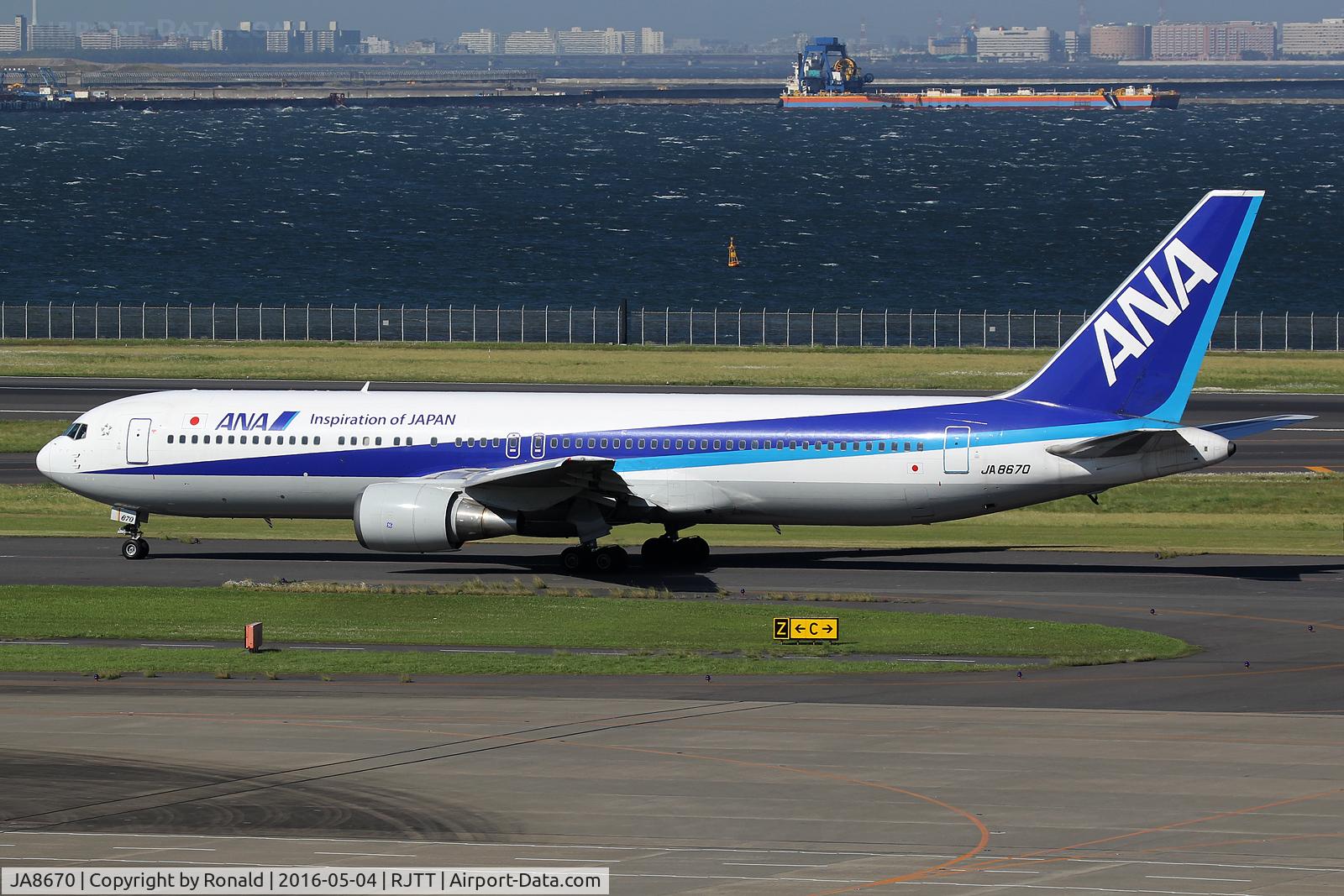 JA8670, 1994 Boeing 767-381 C/N 25660, at hnd