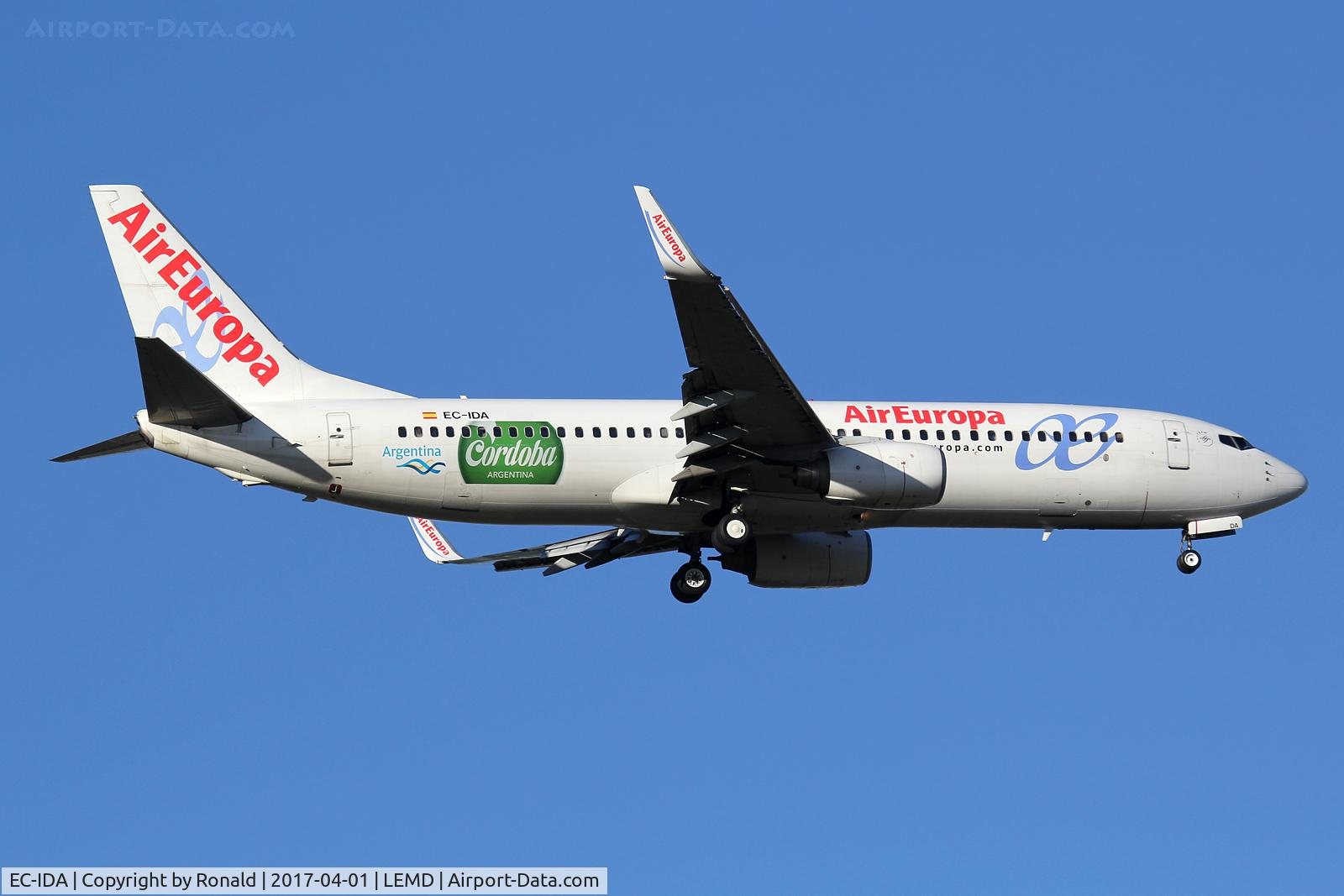 EC-IDA, 2002 Boeing 737-86Q C/N 32773, at mad